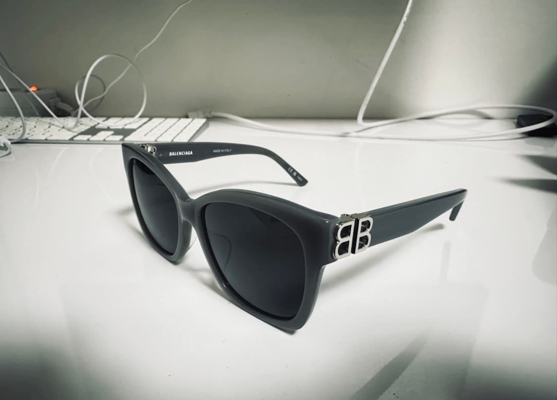 발렌시아가 선글라스 BB0102SA 상품이미지1