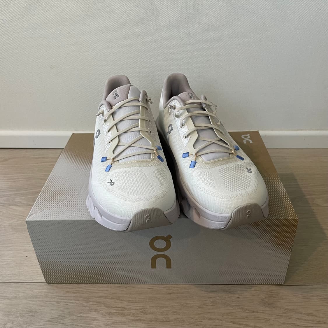 [250] ON 온 러닝 클라우드틸트 샌드 라벤더 상품이미지3