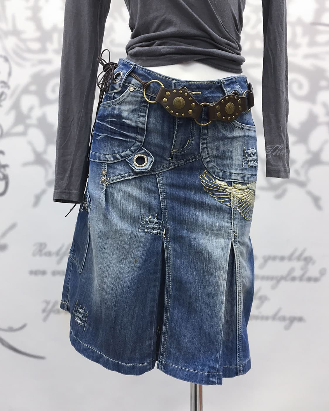 00s Wing Patch Detail Denim Midi Skirt 상품이미지4