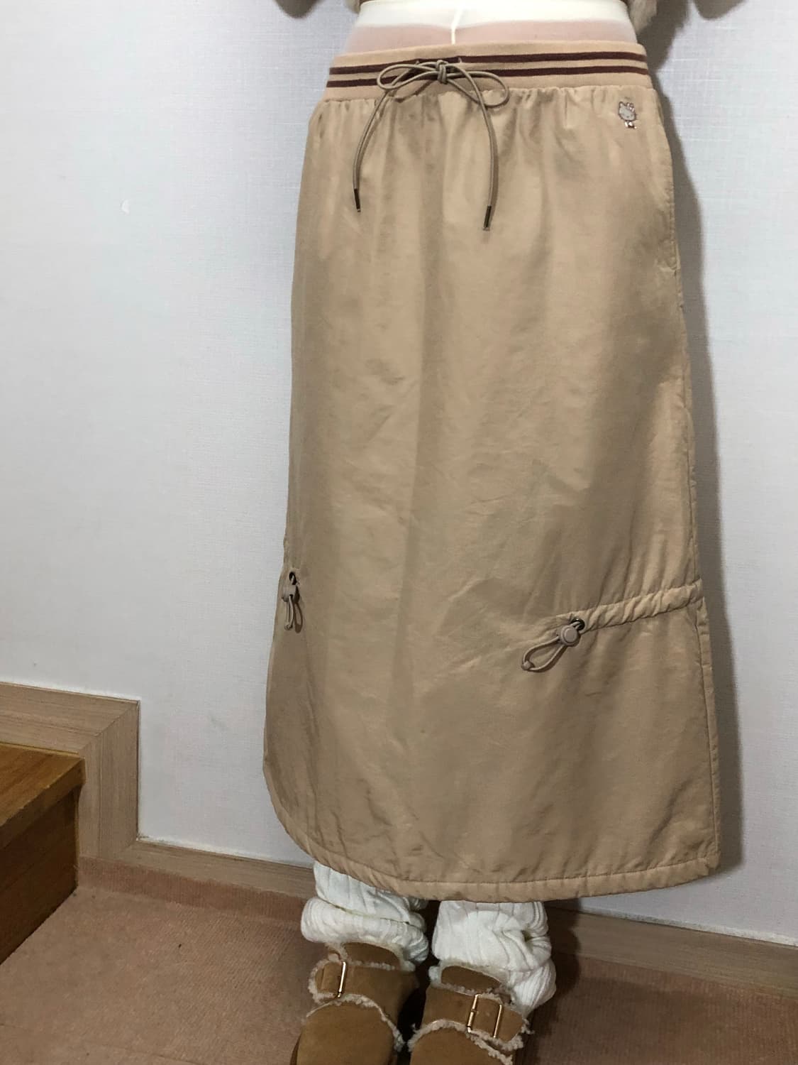 빈티지 헬로키티 베이지 롱 스커트 상품이미지7