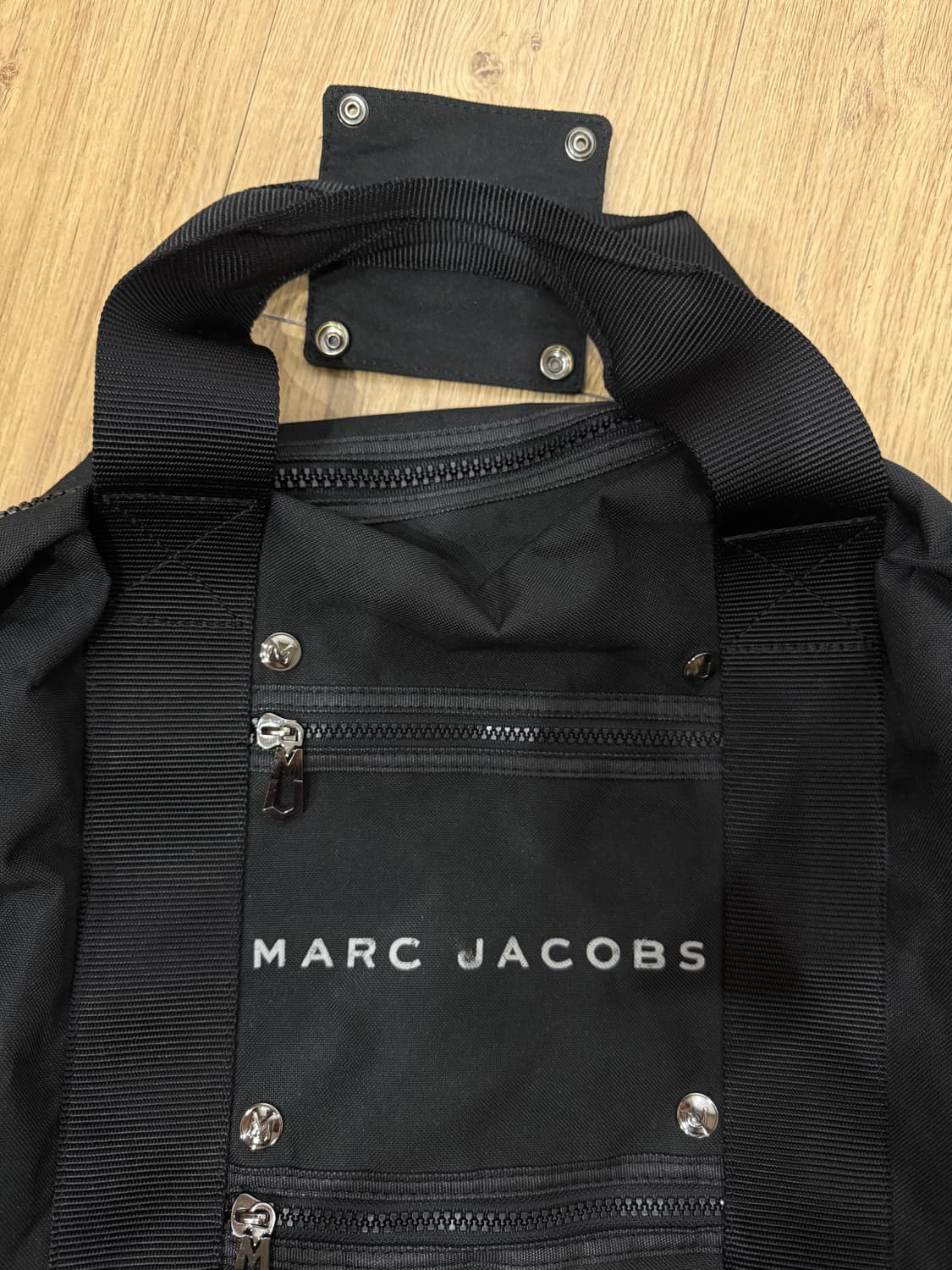 마크제이콥스 블랙 너일론 백팩 상품이미지1