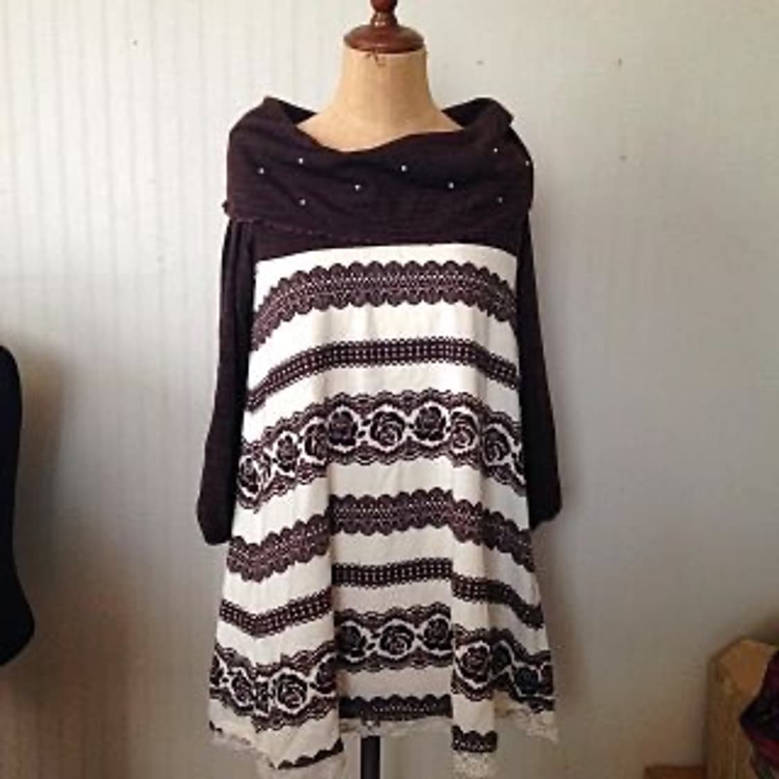 엑시즈팜 라떼갸루 원피스 상품이미지3