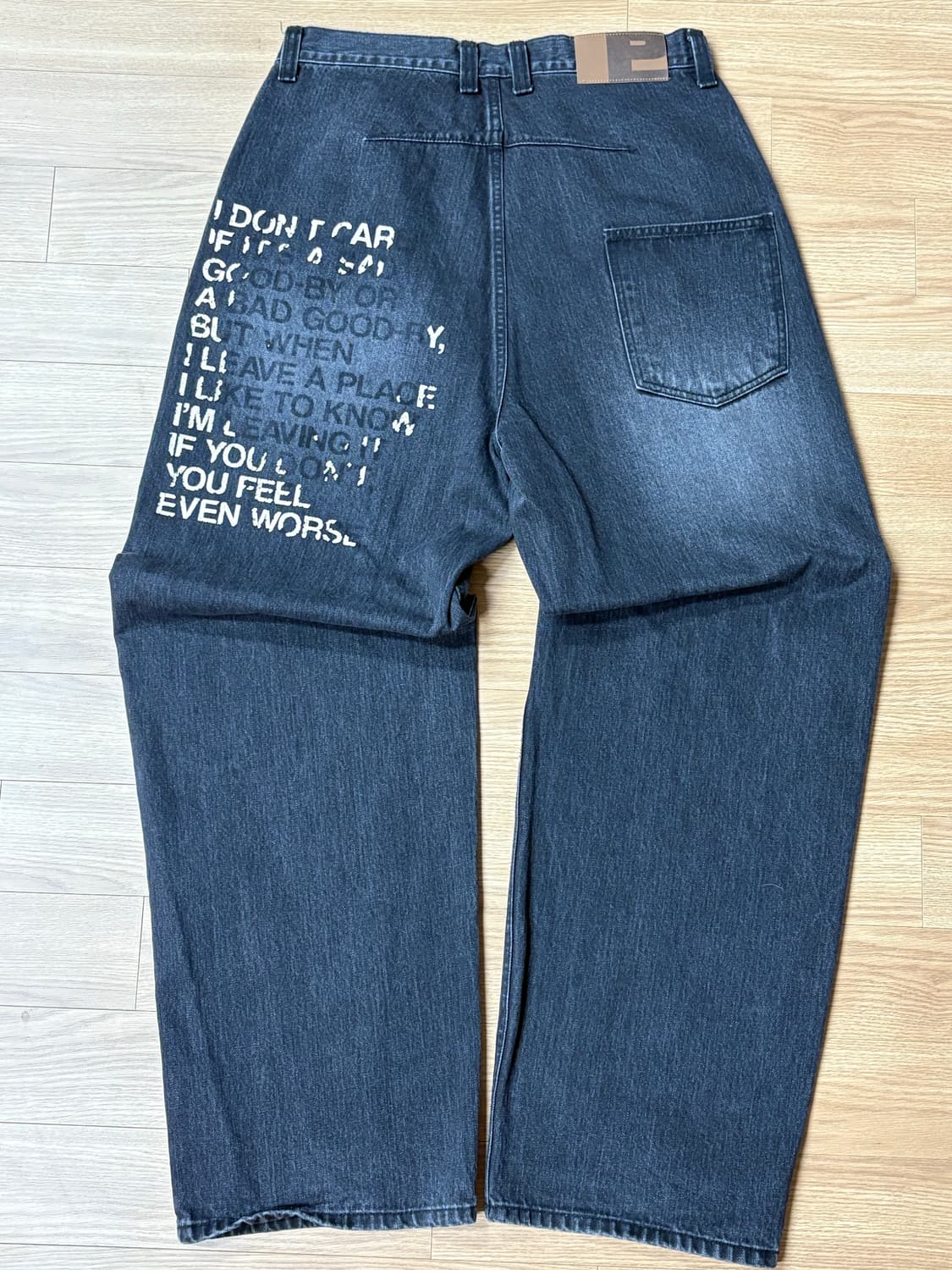 Letter 블랙 데님 팬츠 상품이미지2