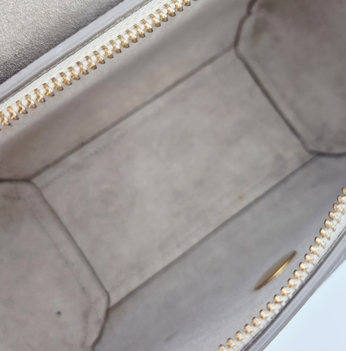 CELINE 벨트백 나노 (Nano Belt Bag) 상품이미지4