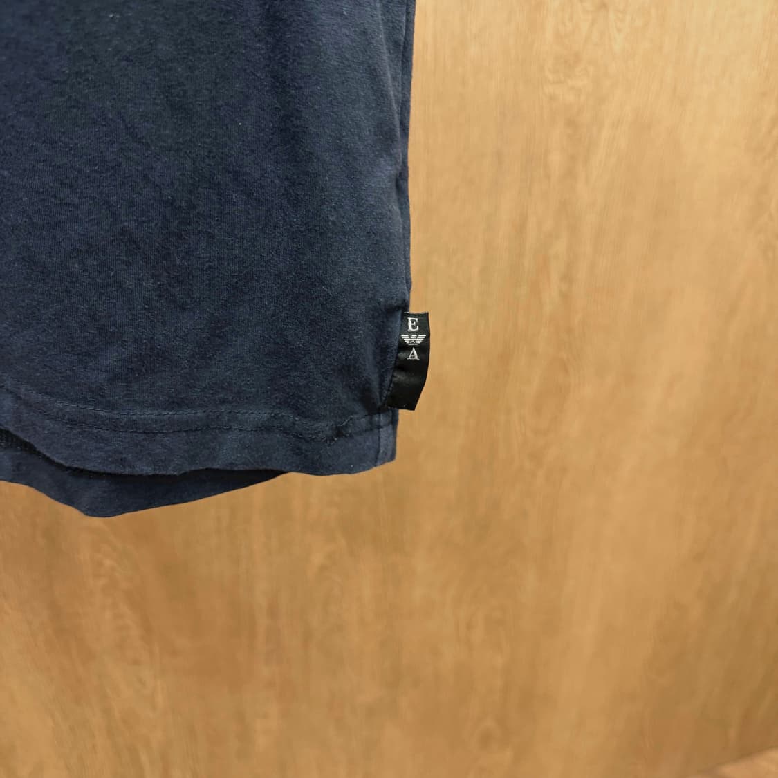 엠포리오 아르마니 라운드넥 반팔 티셔츠 로고 프린팅 디테일 슬림핏 네이비 상품이미지7