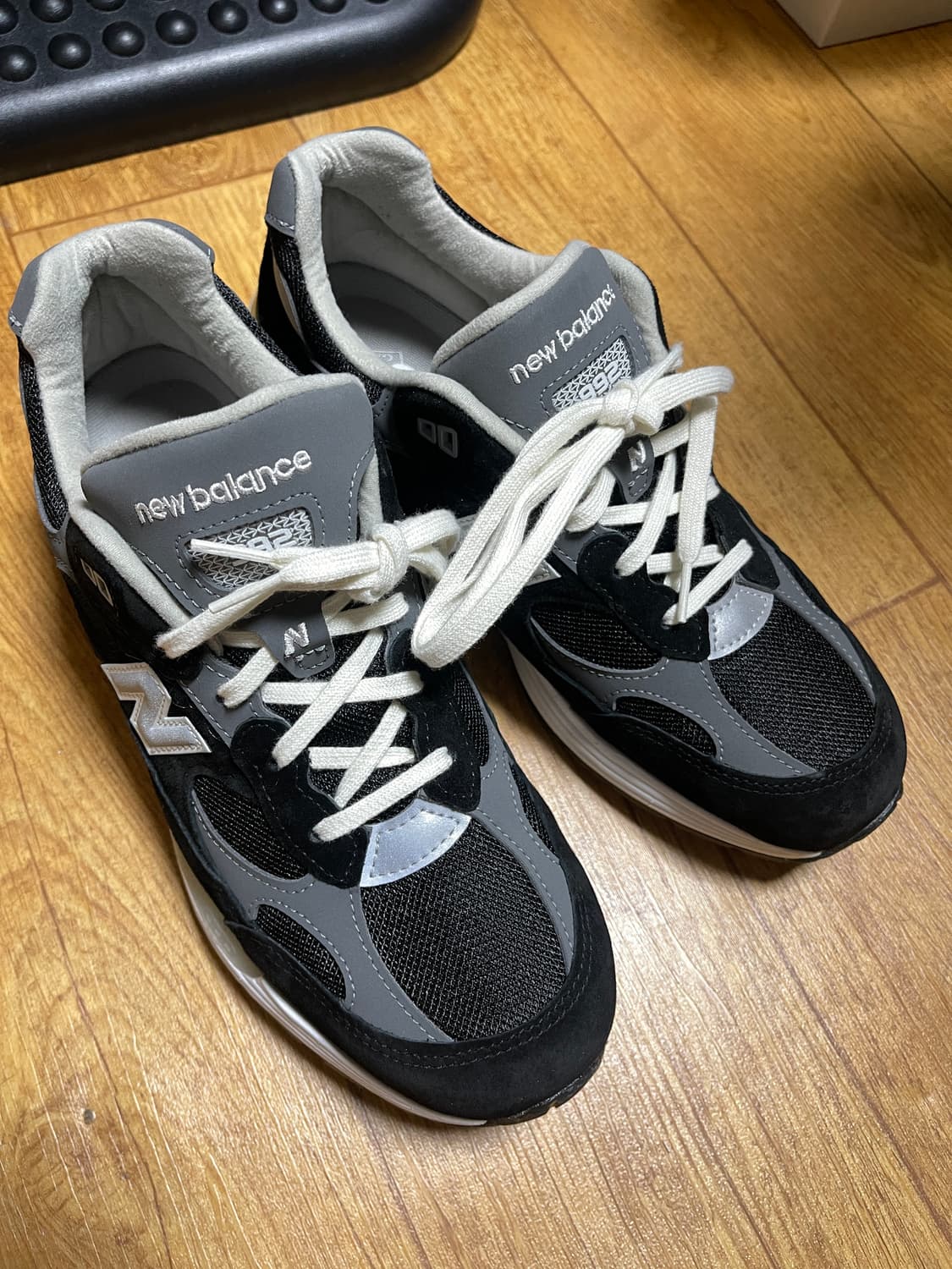 뉴발란스 992 블랙 그레이 280 상품이미지1