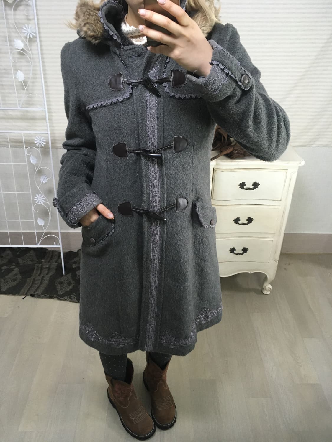 Axe Femme 후드 퍼 떡볶이 코트 그레이 상품이미지6