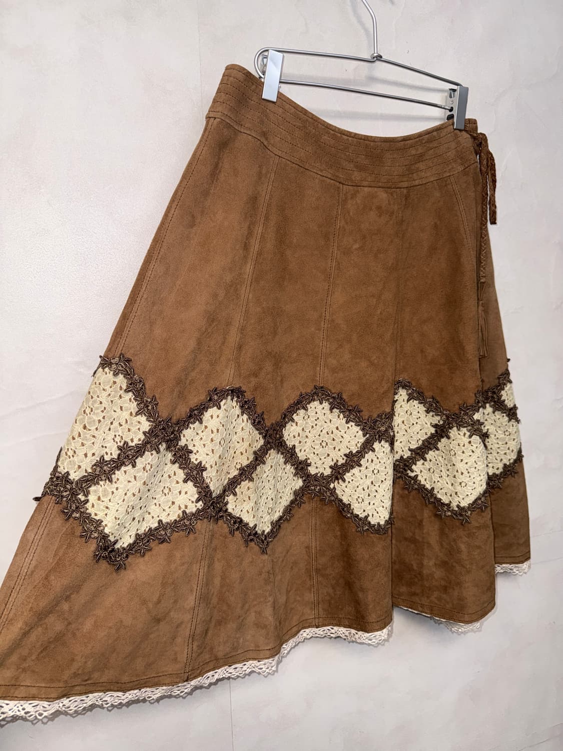 Brown lamb skin suede crochet skirt 상품이미지2