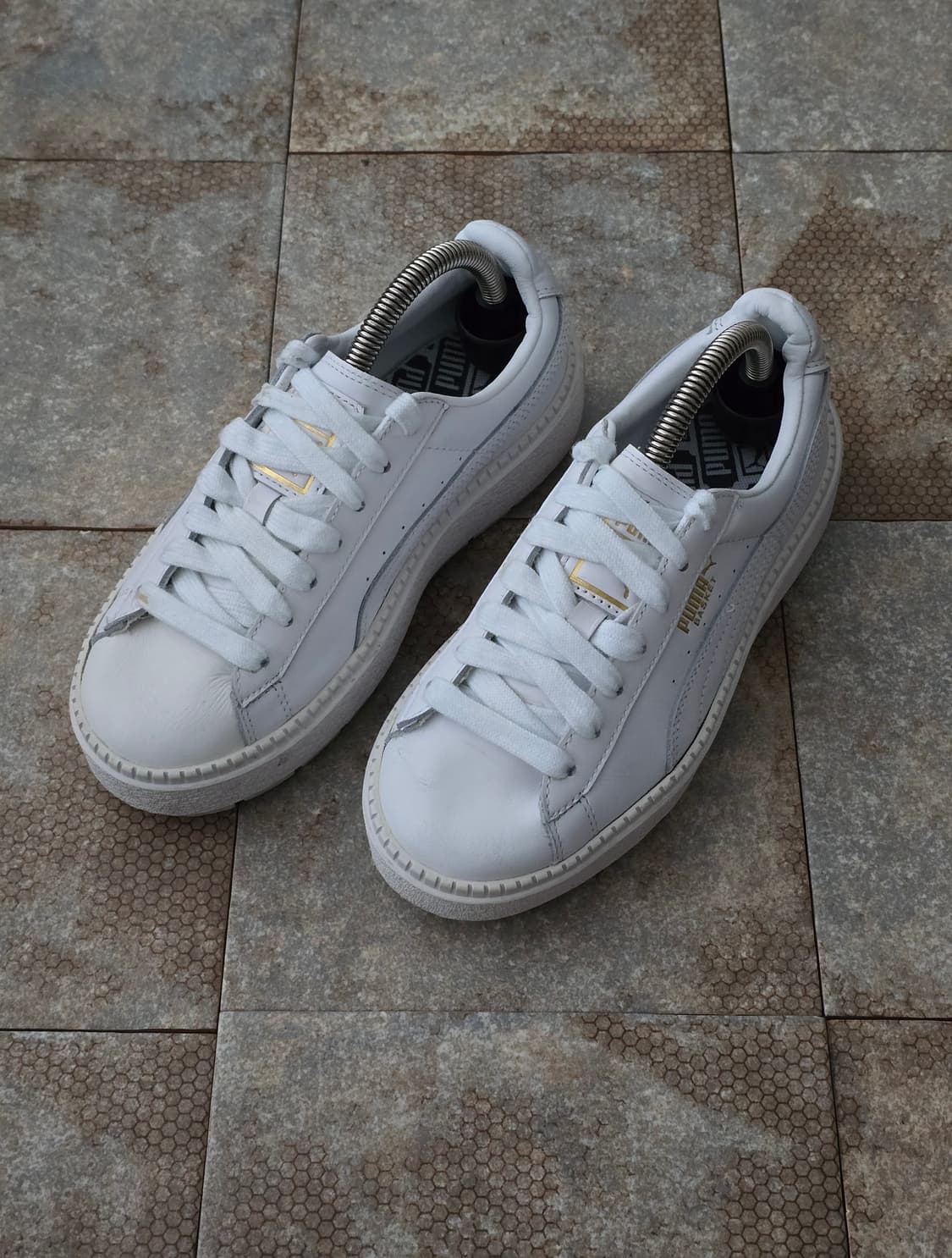 (220)푸마 바스켓 플랫폼 트레이스 화이트 상품이미지1