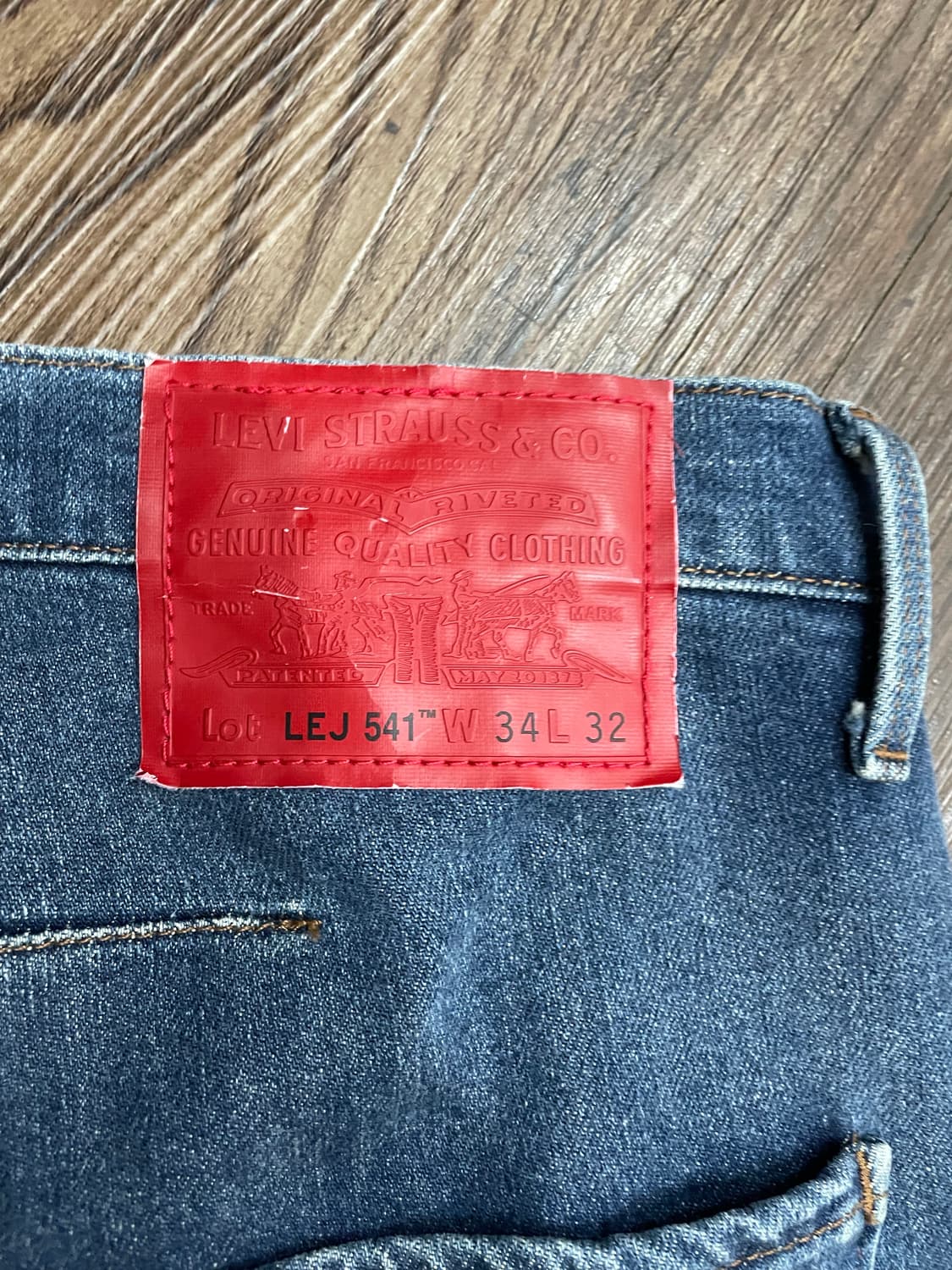 리바이스 엔지니어드진 LEJ541 테이퍼 데님 팬츠 상품이미지10
