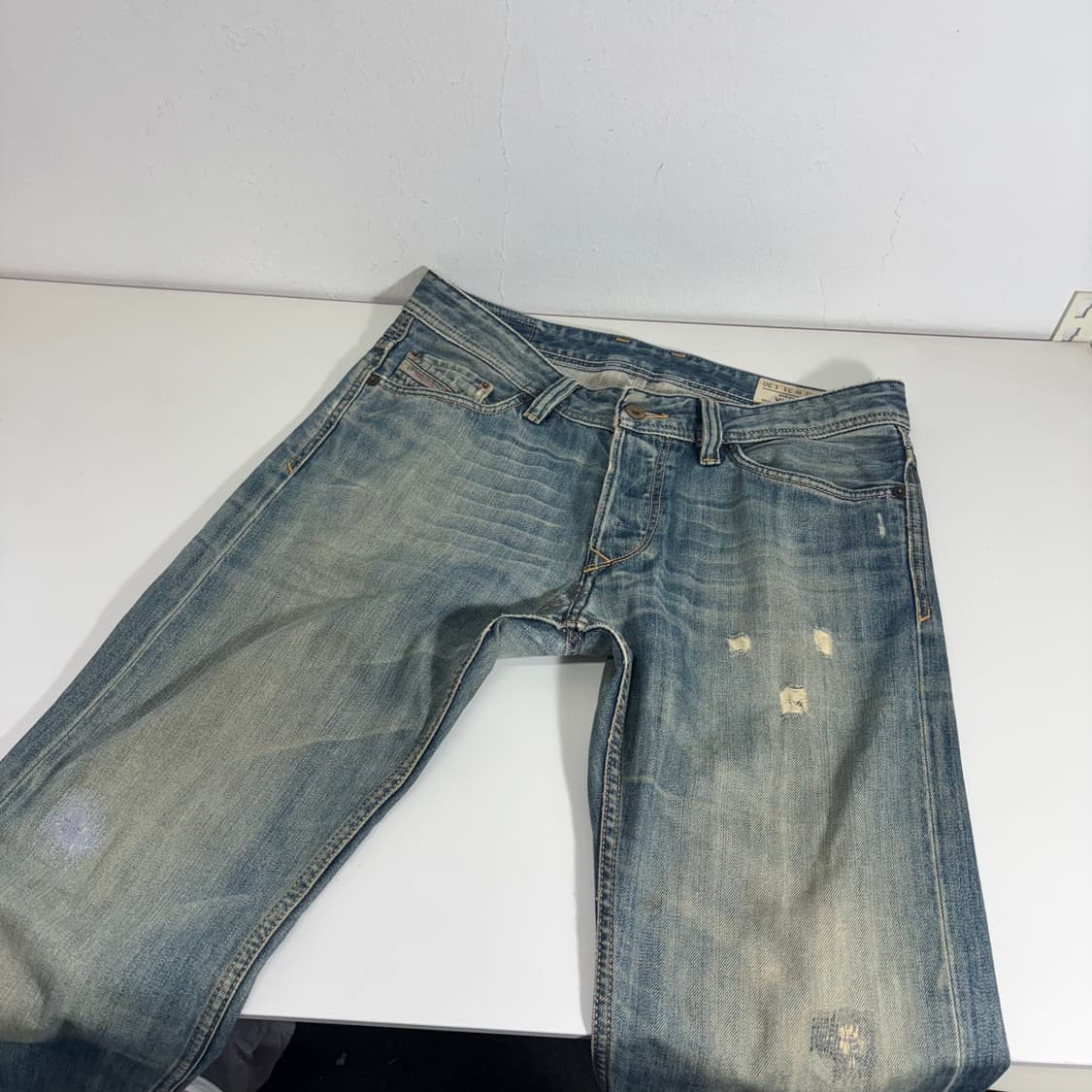 31 디젤 스트레이트핏 디스트로이드 바이커 데님팬츠 상품이미지1