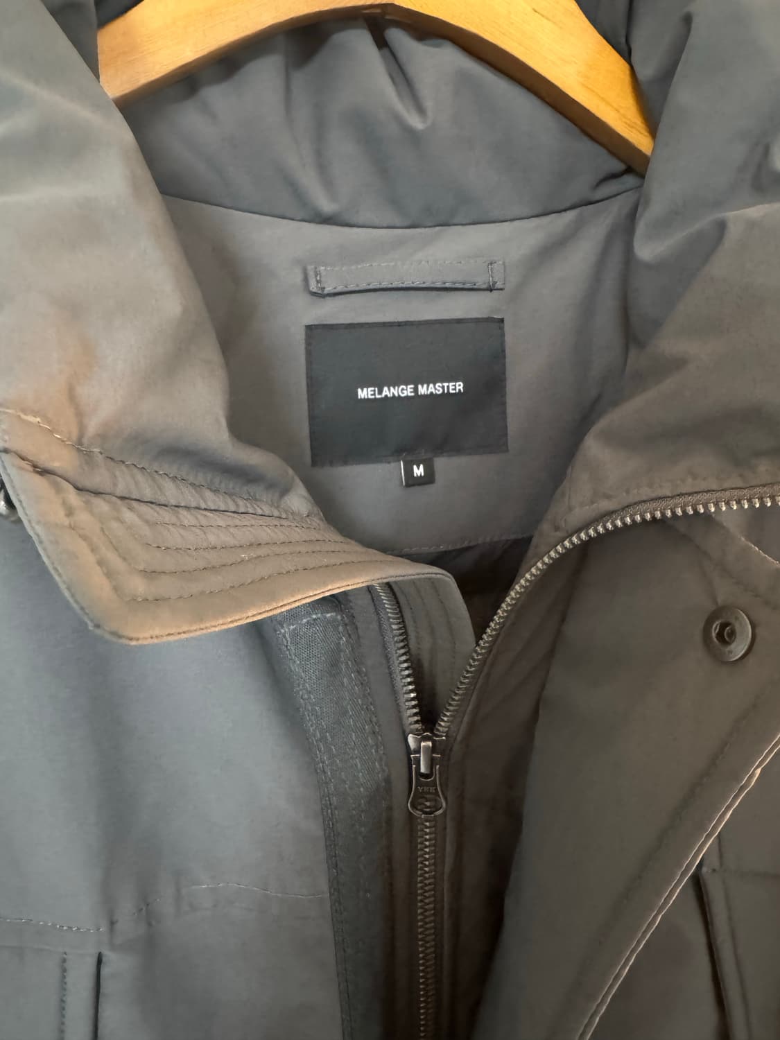 [M]멜란지 마스터 오버핏 몬스터 파카 패딩 카키그레이 상품이미지4