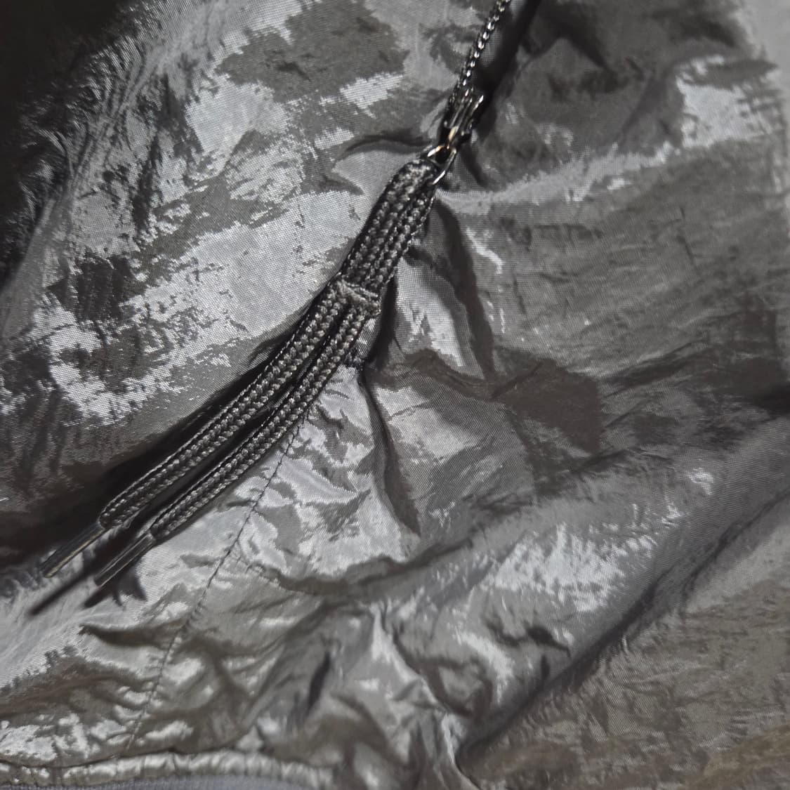 스톤아일랜드 나이론 메탈 맨튼맨 상품이미지3