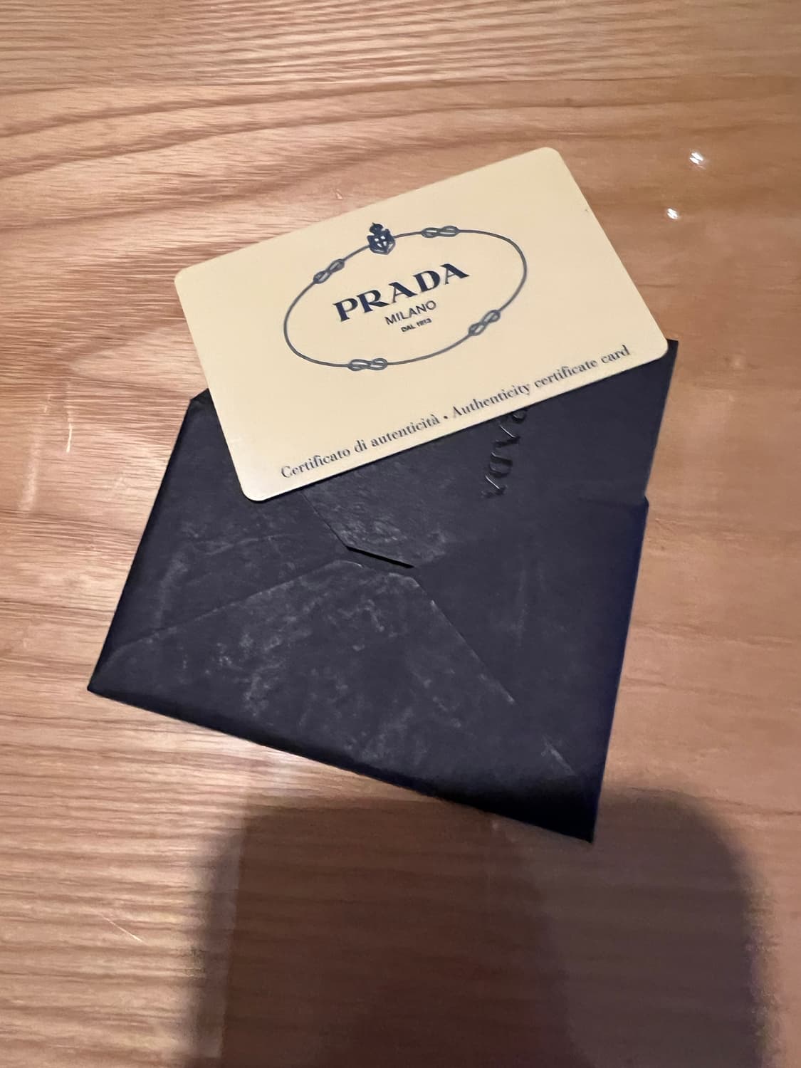 프라다 컨버스 카프 레더 숄더백 상품이미지7