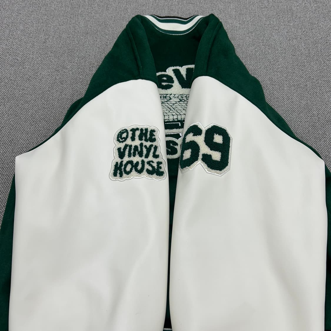 더바이닐하우스 바시티자켓(L) 상품이미지5