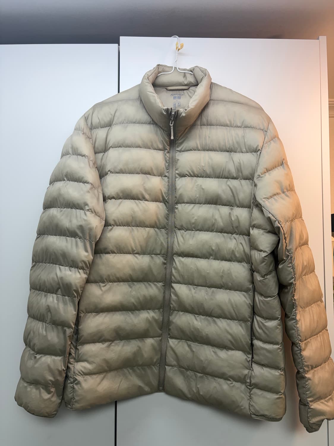 유니클로  유니클로 PUFFTECH재킷 퍼프테크 재킷 경량패딩 베이지 상품이미지2