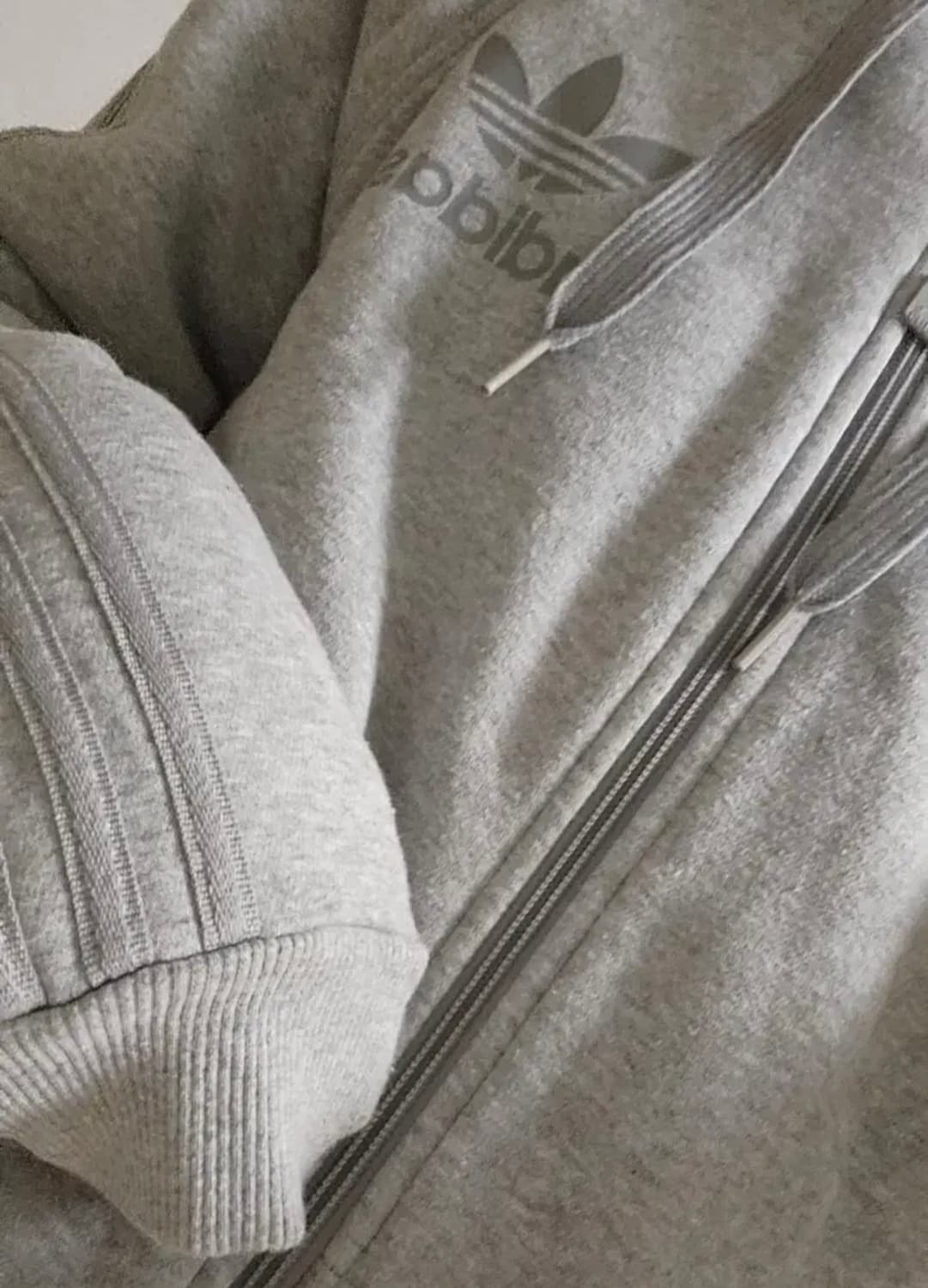 아디다스 기모 그레이 후드집업 상품이미지1