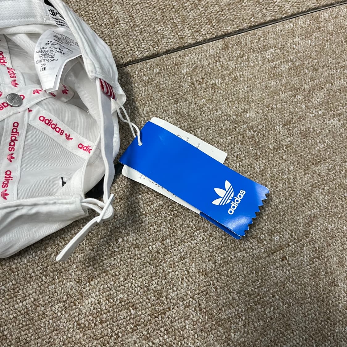 새상품 아디다스 3d 컬러 볼캡 상품이미지4