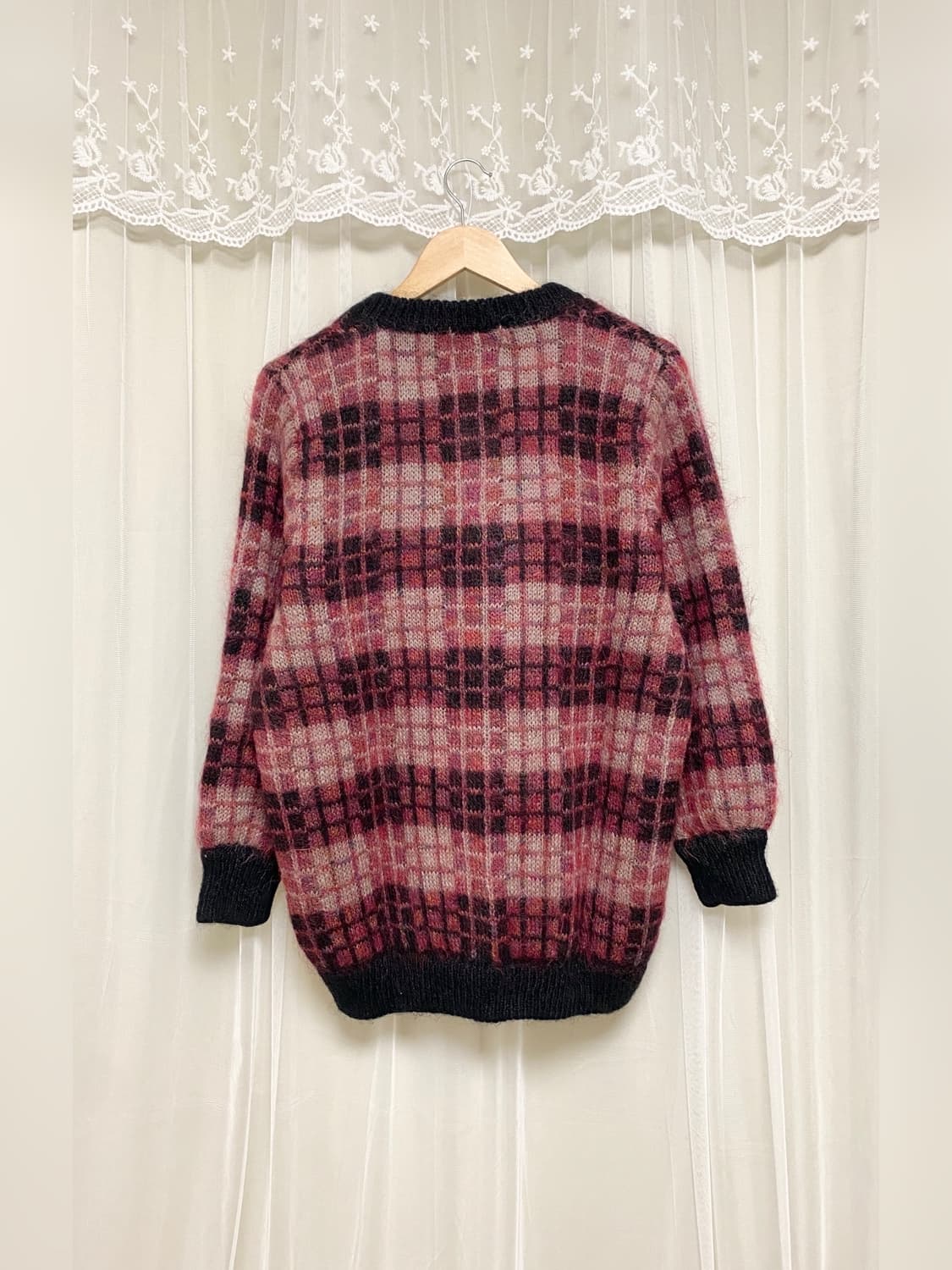 Soft Burgundy Check Wool Cardigan 상품이미지5