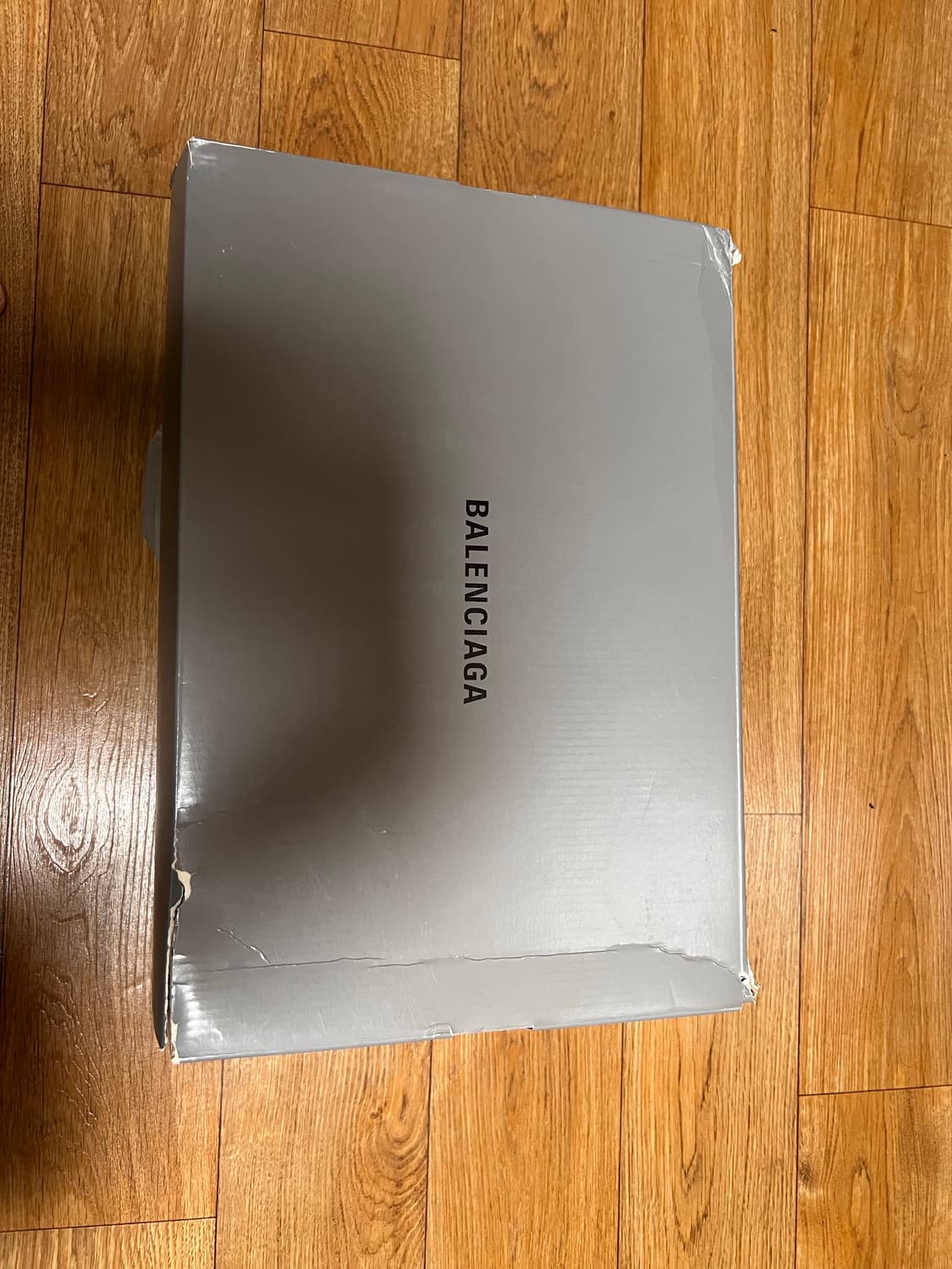 발렌시아가 뉴러너 42사이즈 상품이미지2