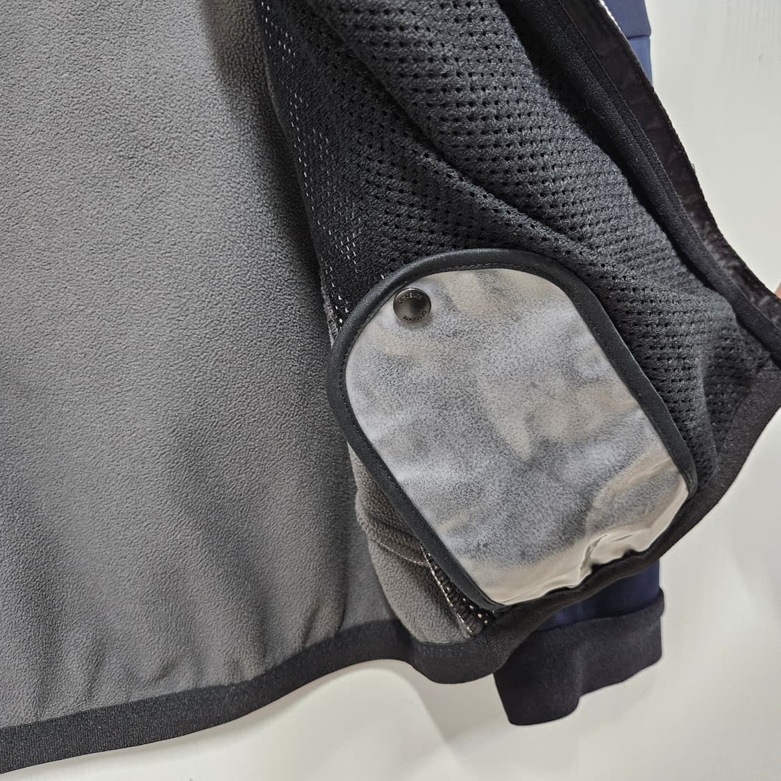 데상트 아우디 스위스 자켓 105 상품이미지5