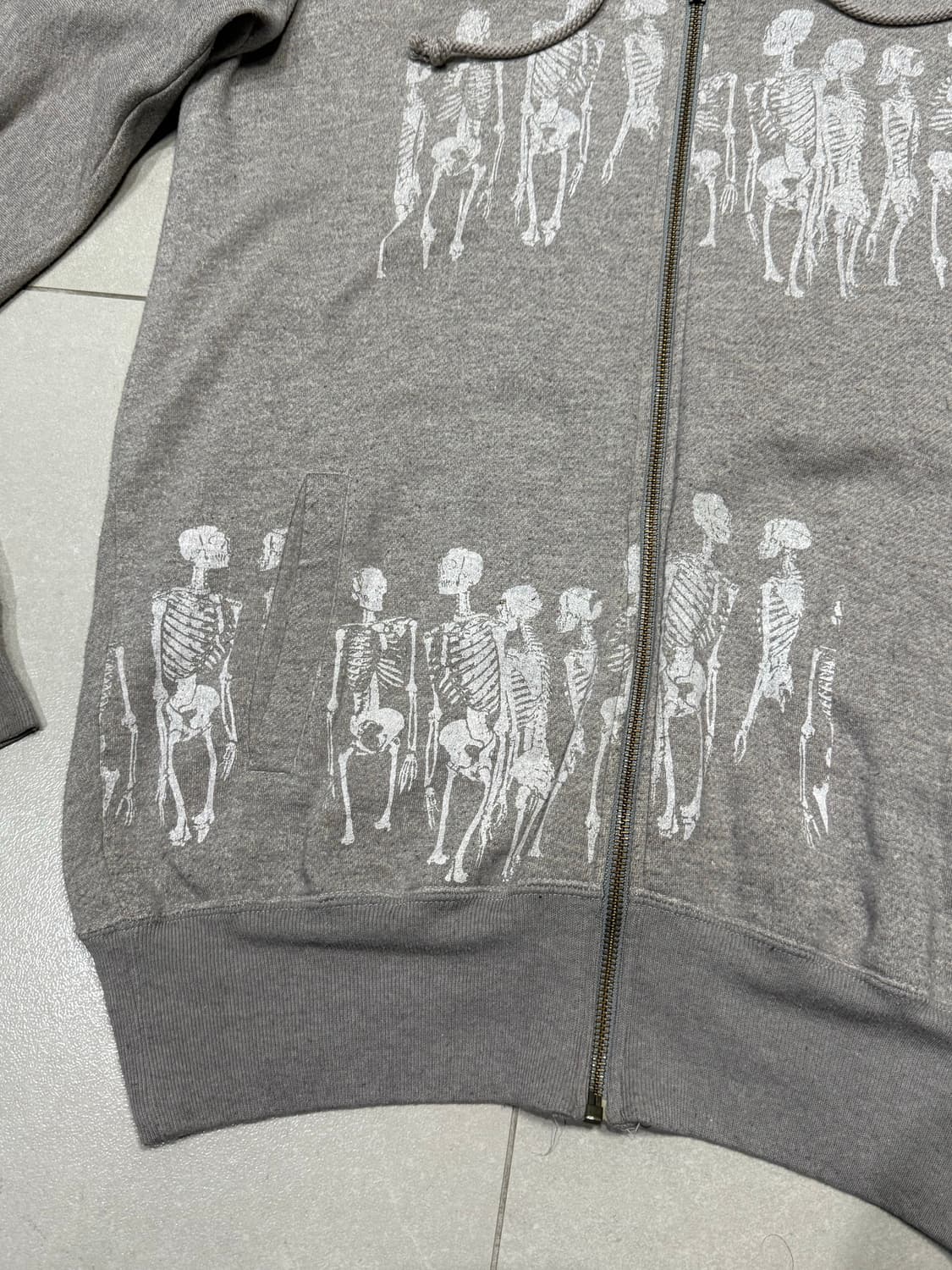 히스테릭 글래머 아카이브 무수한 해골들 후드 집업 자켓 상품이미지4