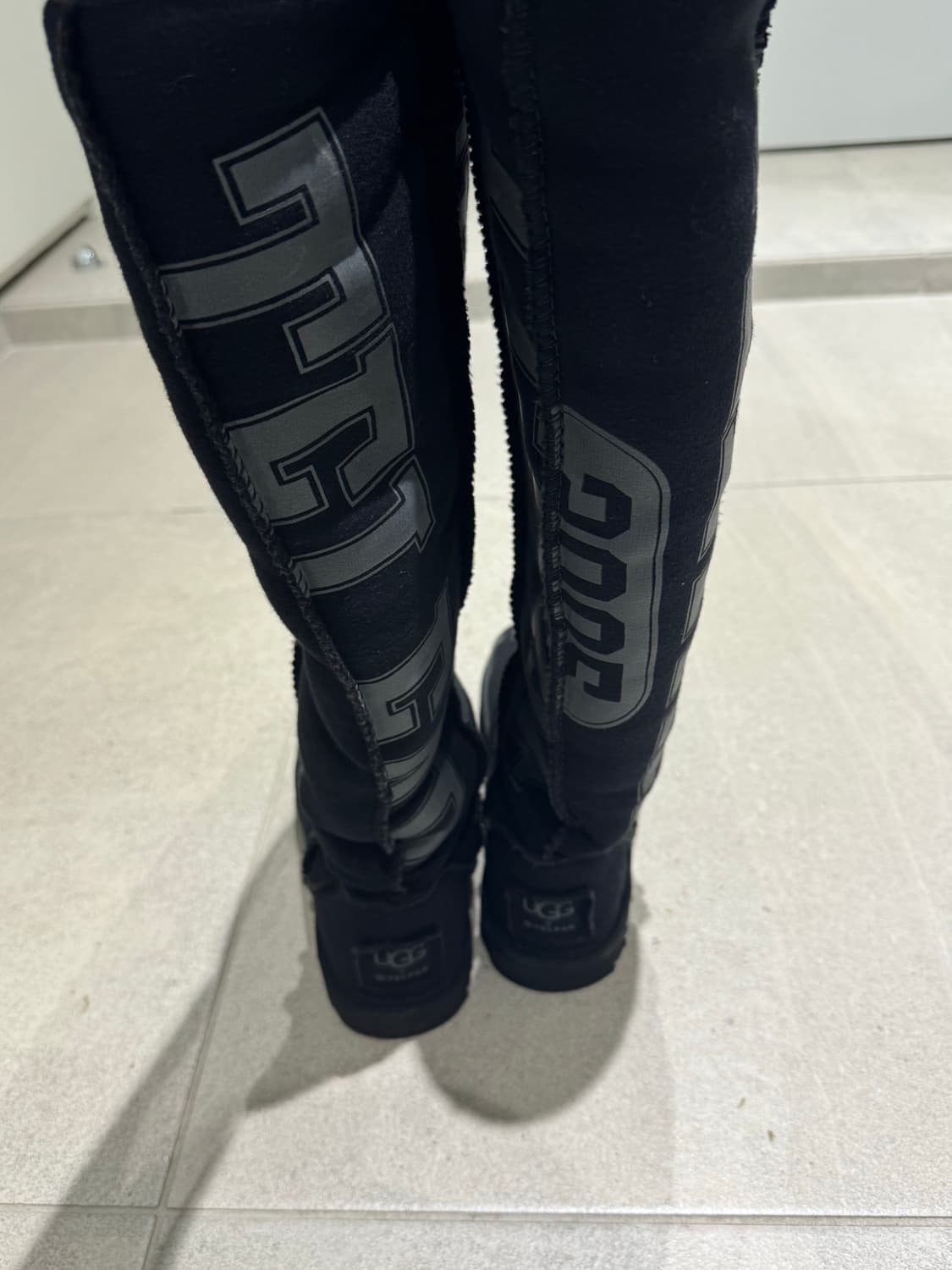 Ugg X Telfar fleece tall boot 상품이미지6