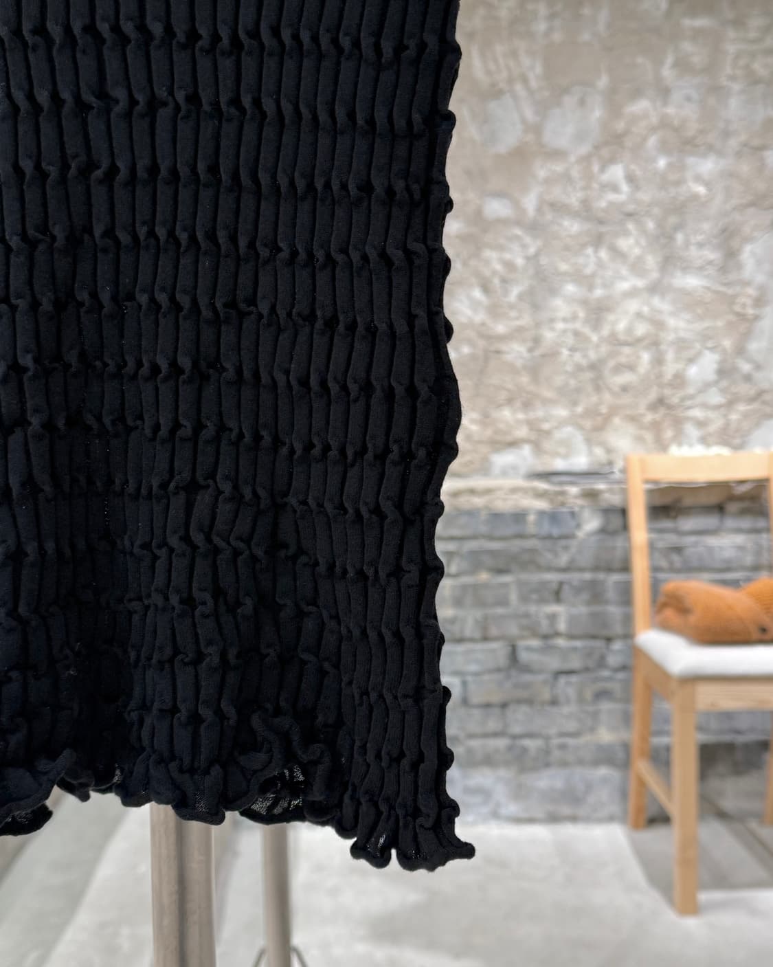 루스 블랙 리나 텍스쳐 미니 원피스 상품이미지5