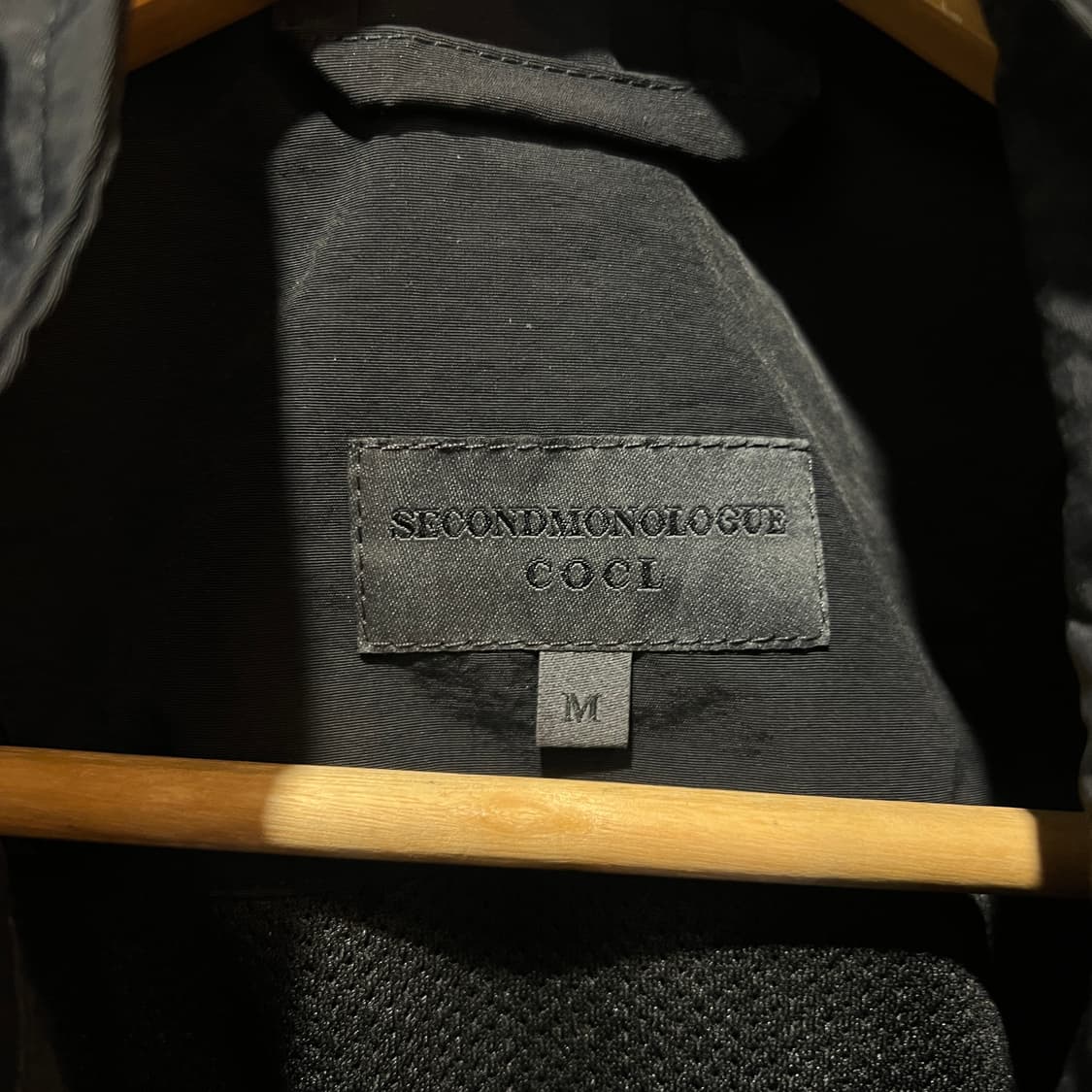 세컨드 모놀로그 바람막이 상품이미지3