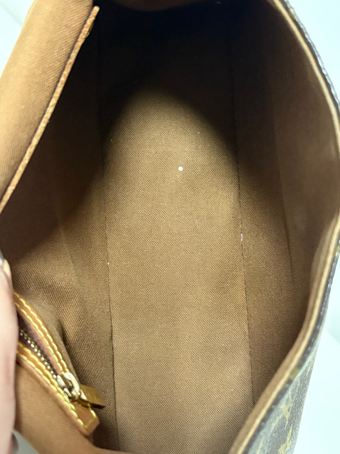 루이비통 루핑 숄더백  상품이미지7