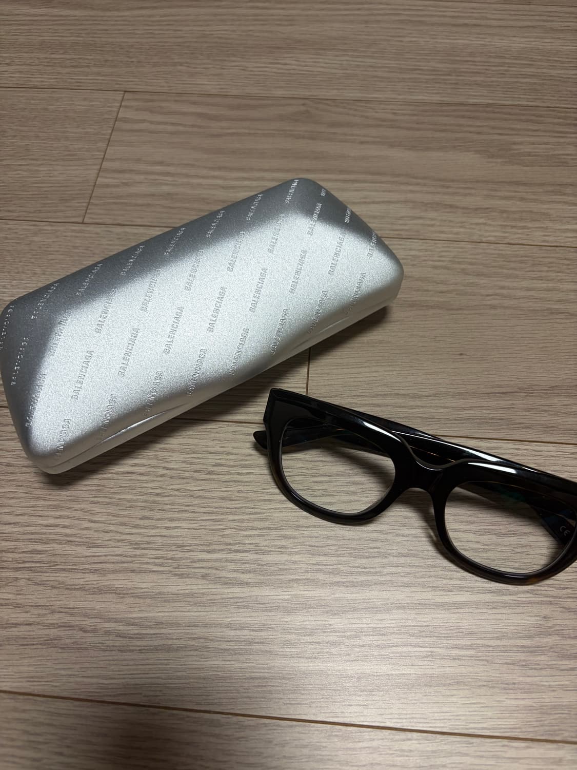 발렌시아가 안경 상품이미지1