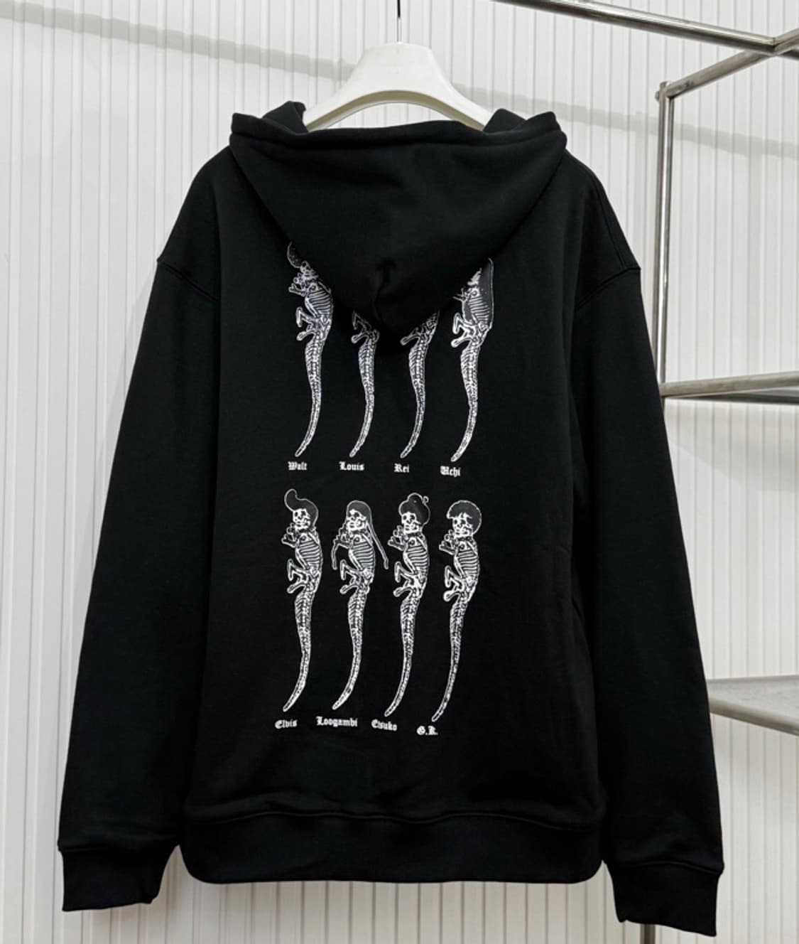 크롬하츠 한정판 그래픽 스컬 백로고 집업 후드 블랙 L 상품이미지3