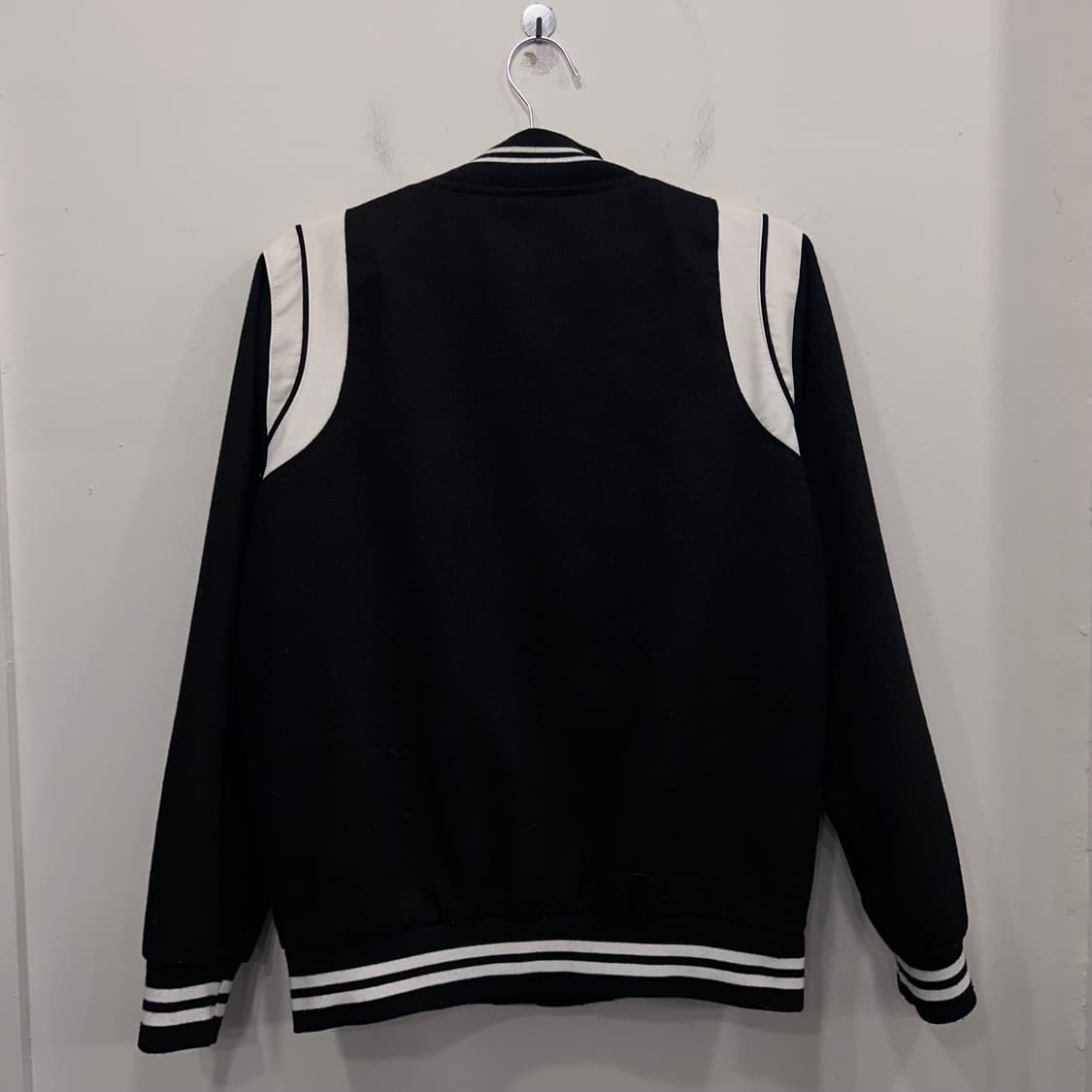 생로랑 울 배색 버튼 스타디움 자켓 상품이미지5