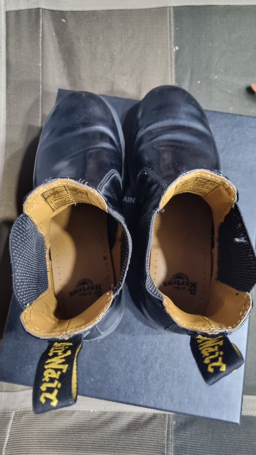 (DR. MARTENS) 검정색 첼시부츠 255size 상품이미지4