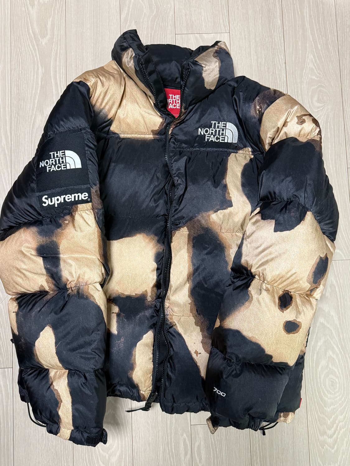 슈프림x노스페이스 블리치드 패딩 M 눕시 상품이미지5