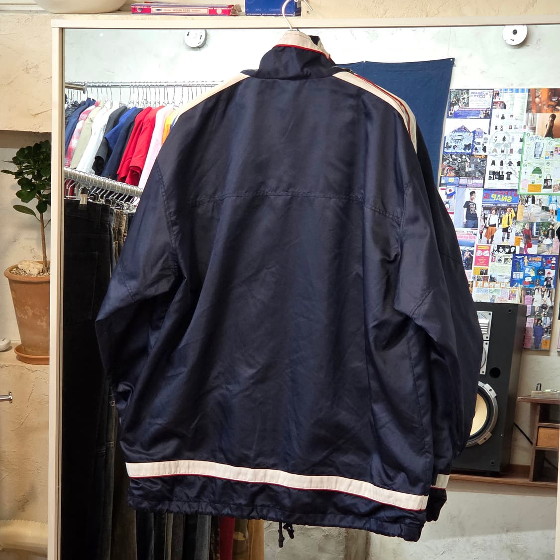 플레이 보이 네이비 배색 오버핏 바람막이 자켓 상품이미지6