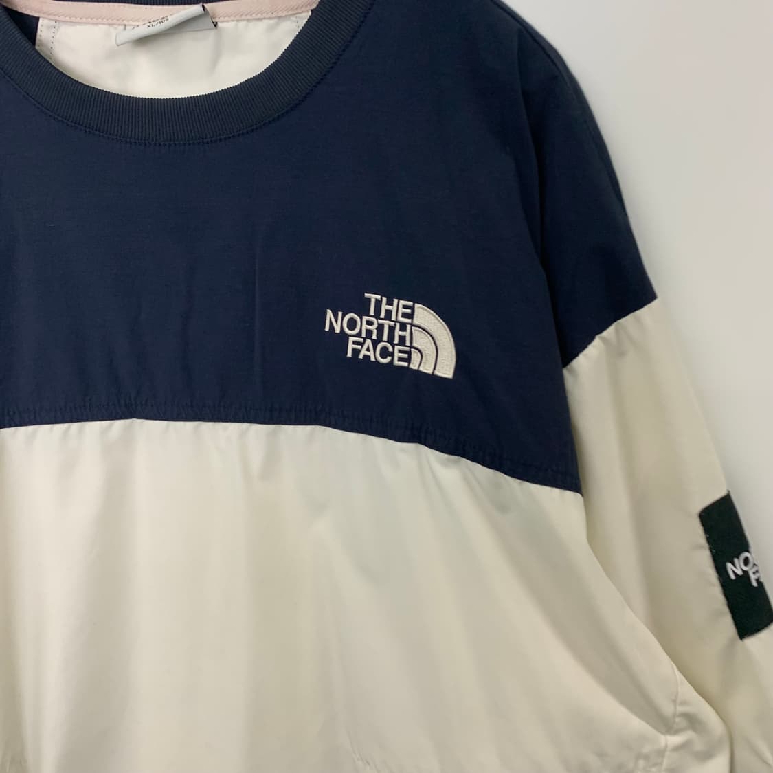 노스페이스 화이트라벨 배색 바람막이 웜업 상품이미지4