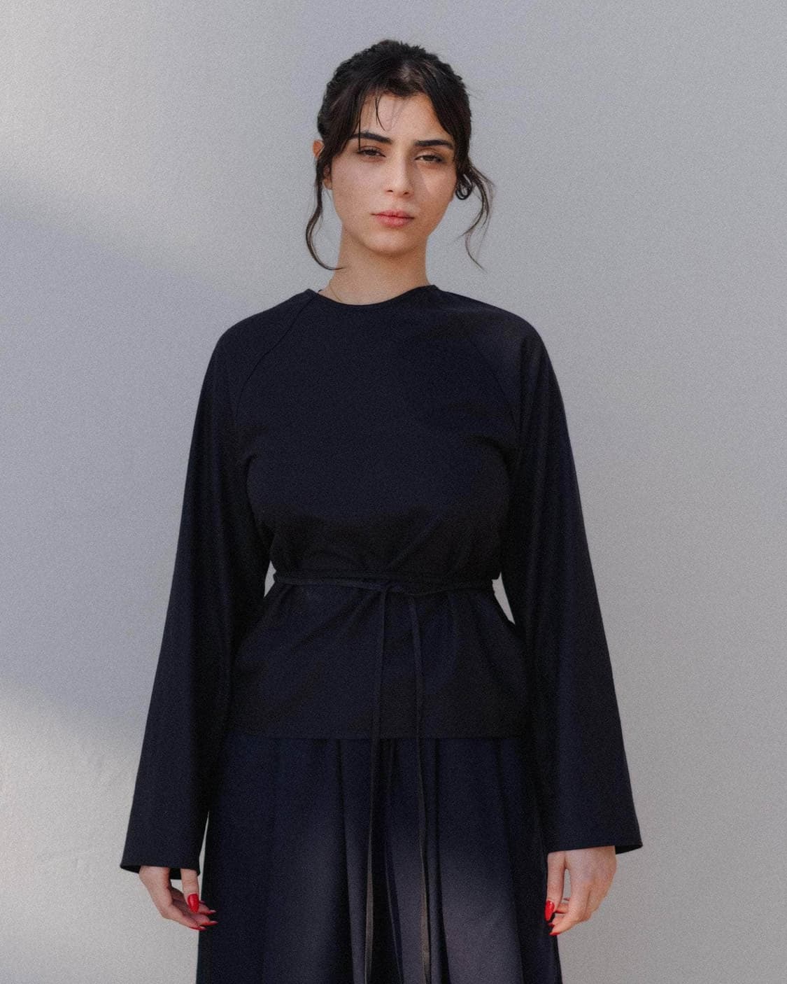 [XS,S,M]베이스레인지 25fw Apron 랩 롱 슬리브리스 탑/블랙 상품이미지2