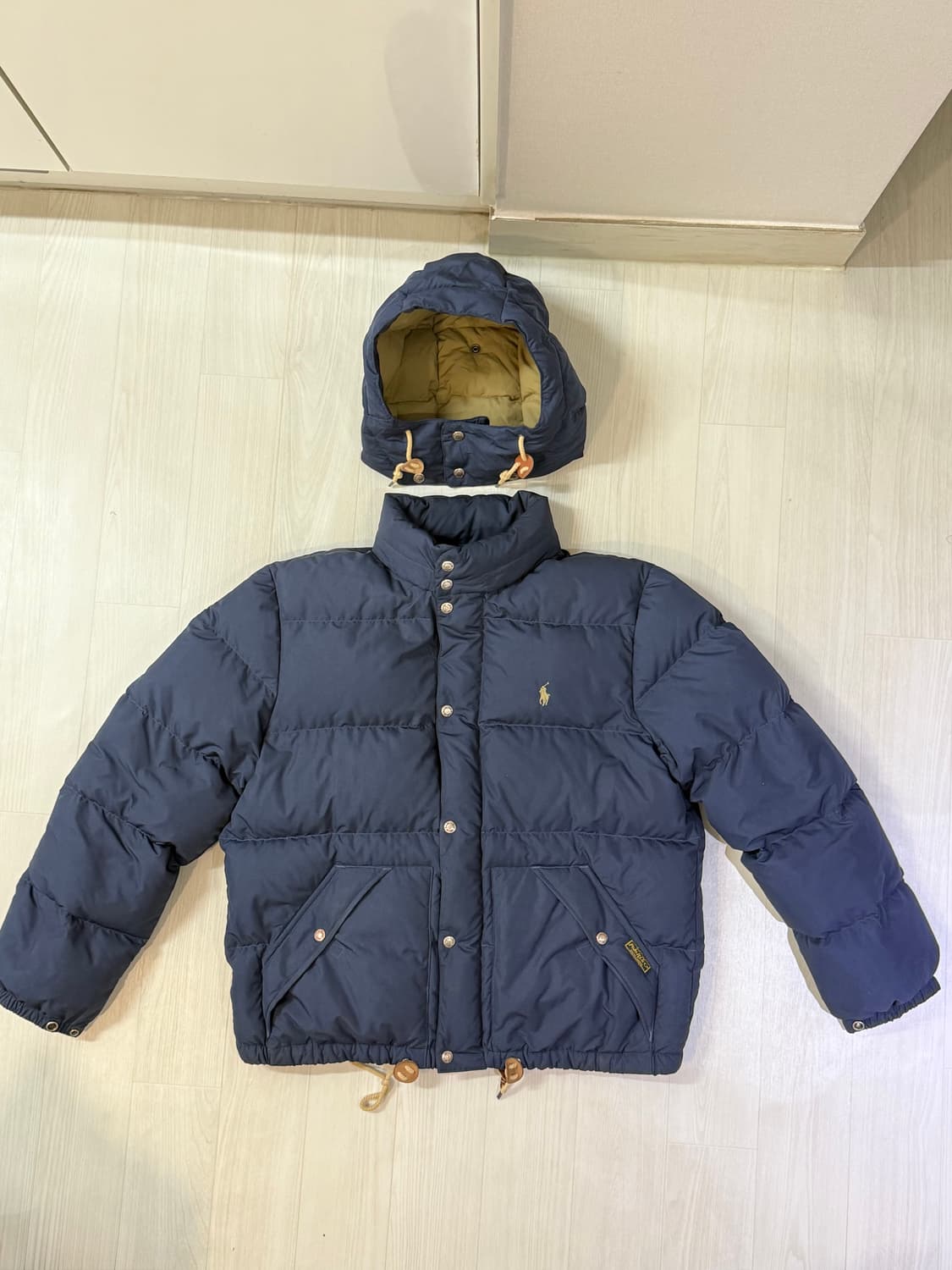 폴로 랄프로렌 네이비 색상 다운 자켓 L 사이즈 상품이미지1