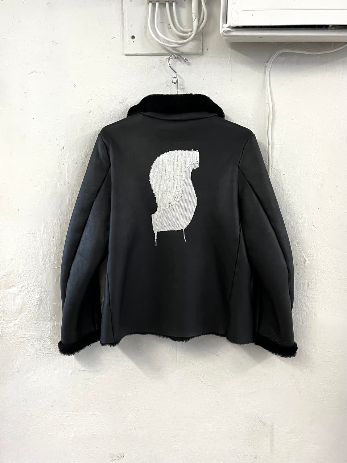 언더커버 비즈 컬렉션 시어링 무스탕 자켓 상품이미지8