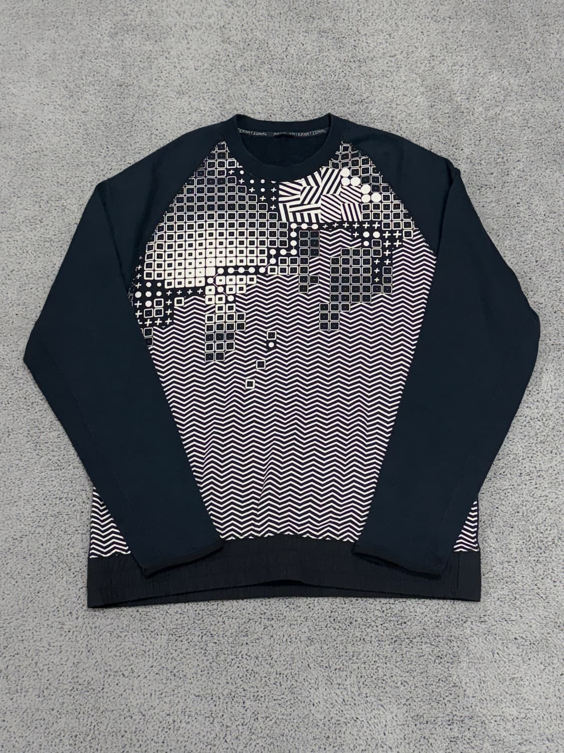 (L) 나이키 인터내셔널 맨투맨 상품이미지1