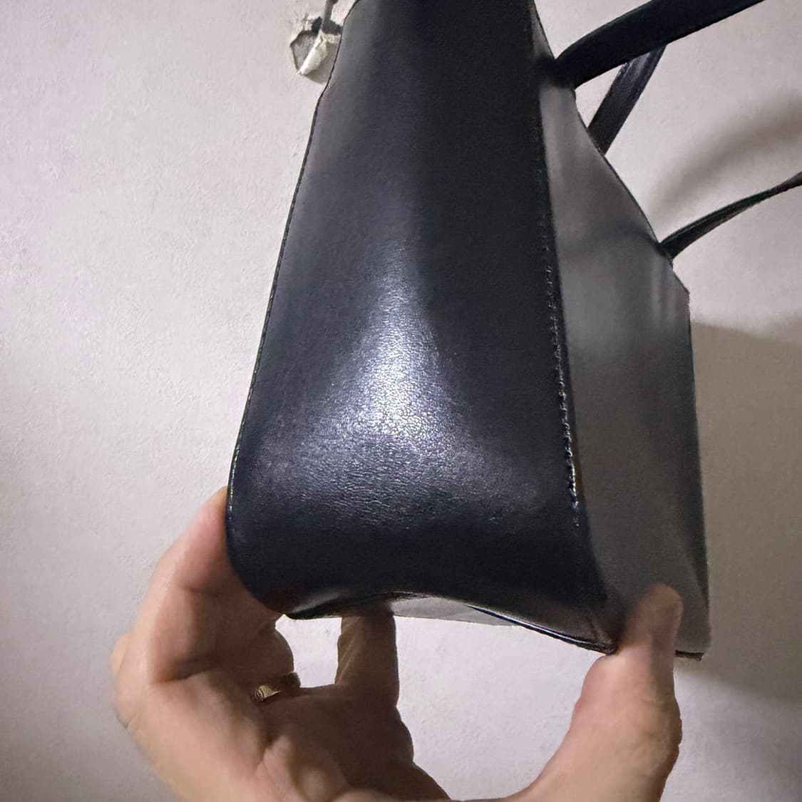 버버리 노바체크 깔끔 가죽 사각 토트백 상품이미지8