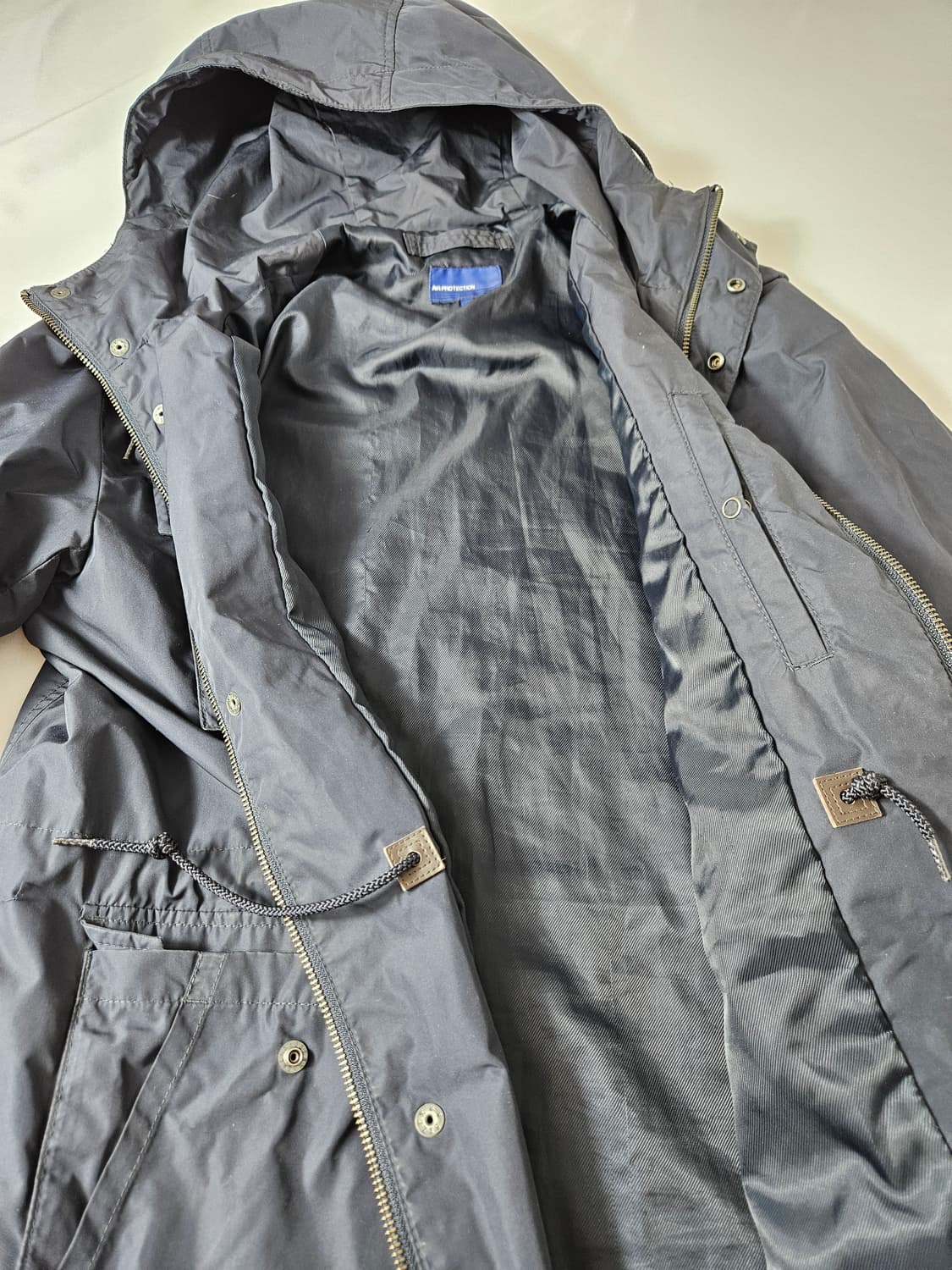 유니클로 JP 에어프로텍션 라이트자켓 파카 L 상품이미지3