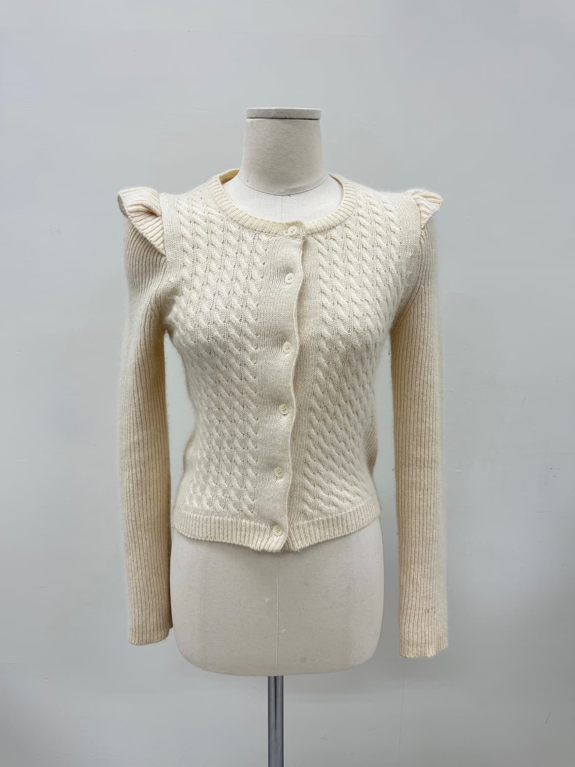Angora shoulder frill cardigan 상품이미지1