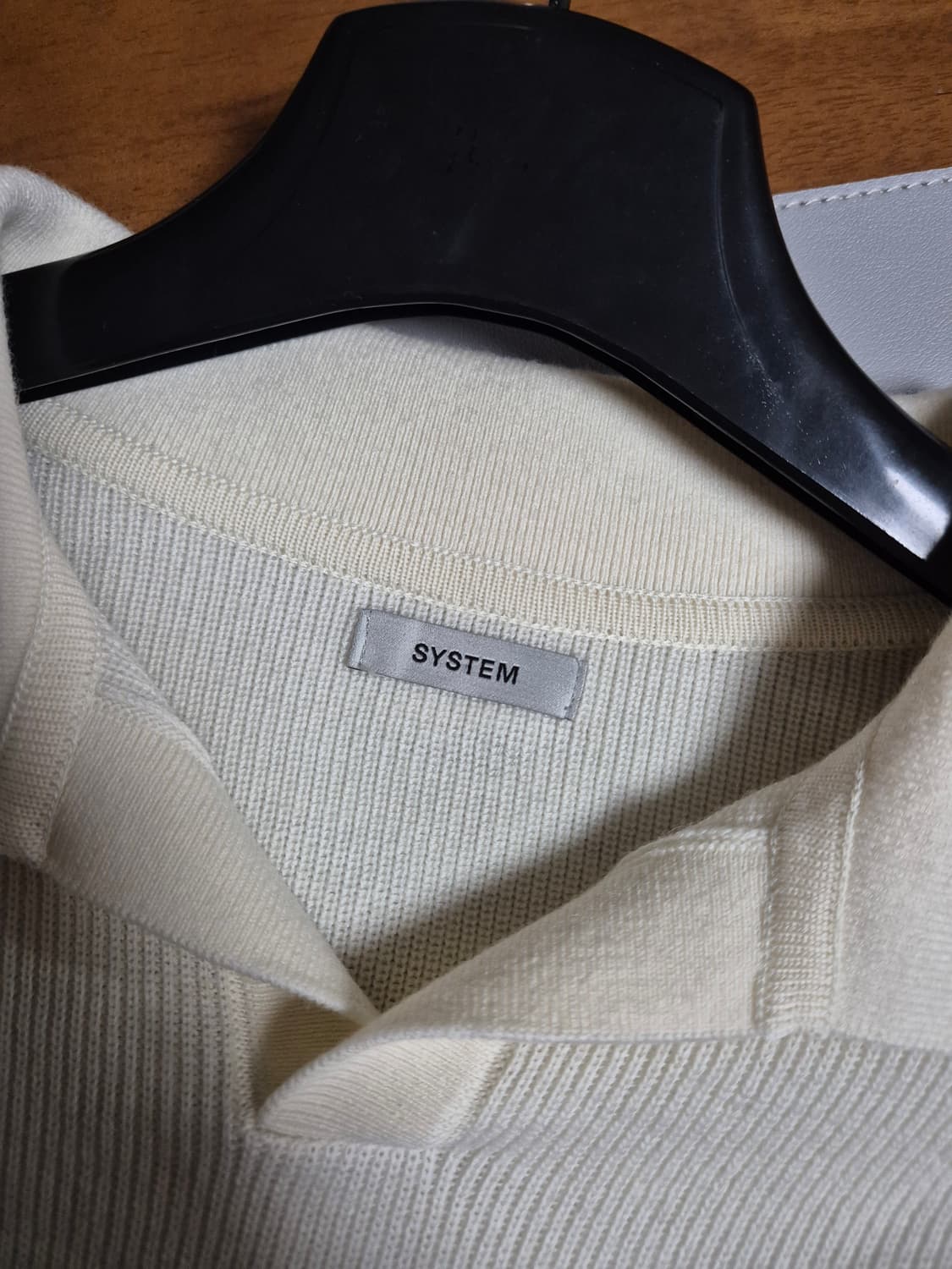 시스템옴므 오픈카라 울 스트라이프 니트 105 아이보리 상품이미지3