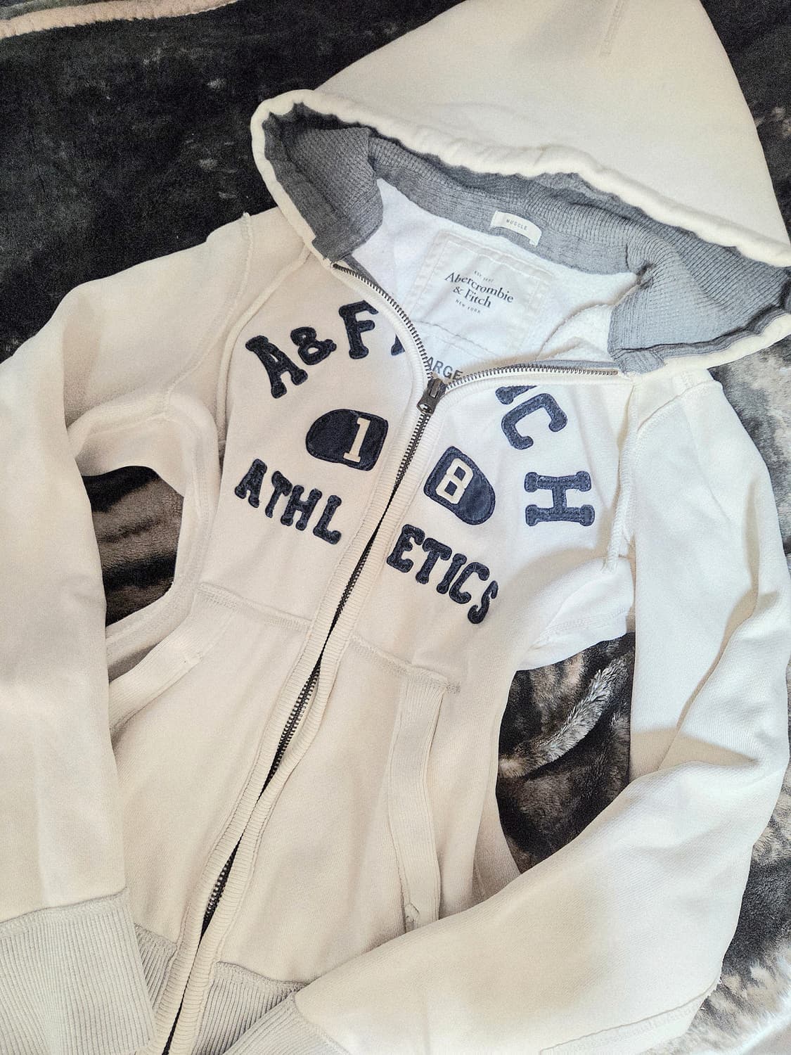 아베크롬비 화이트 후드집업 XL 상품이미지1