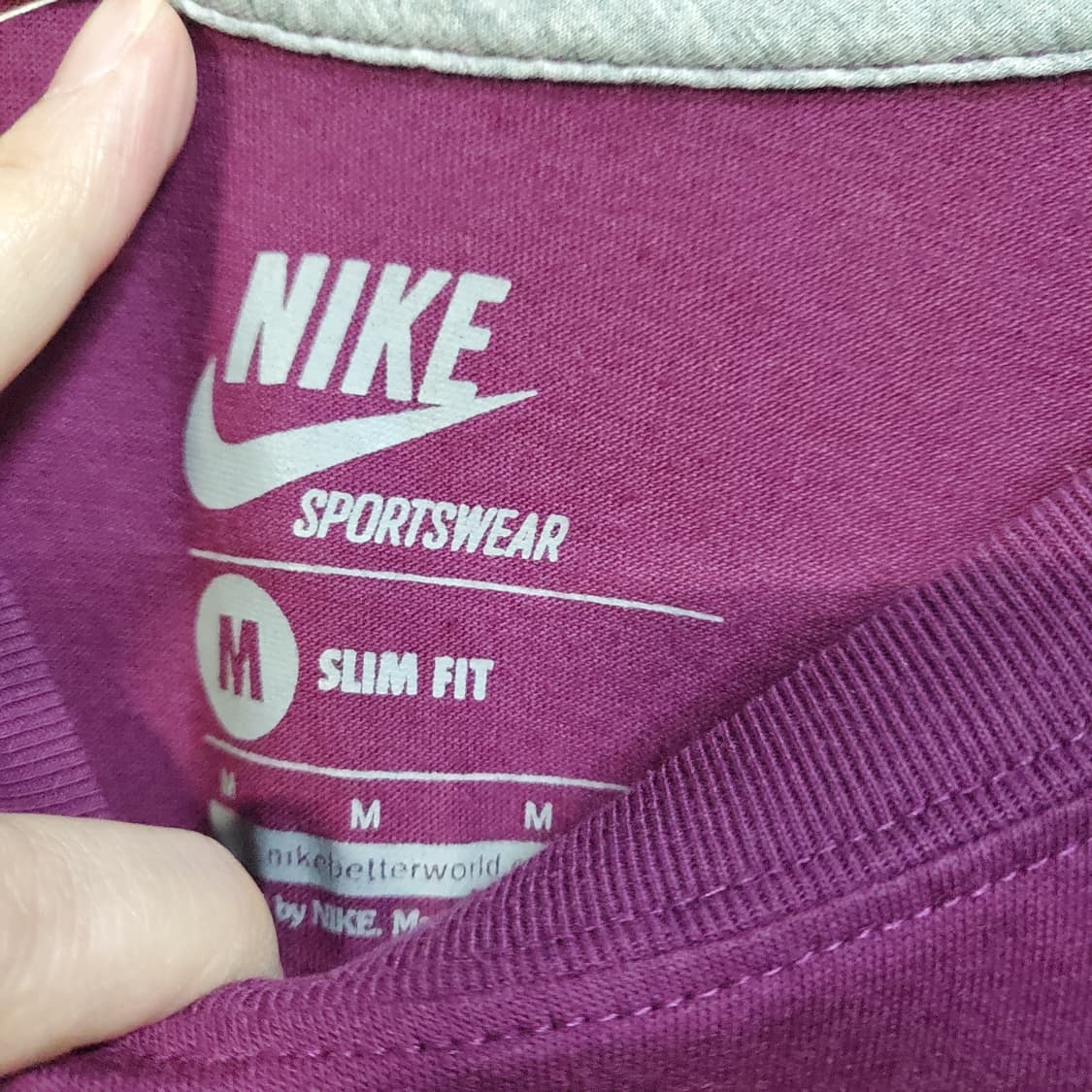 나이키 에어 슬림핏 빅로고 라운드 반팔티  상품이미지3