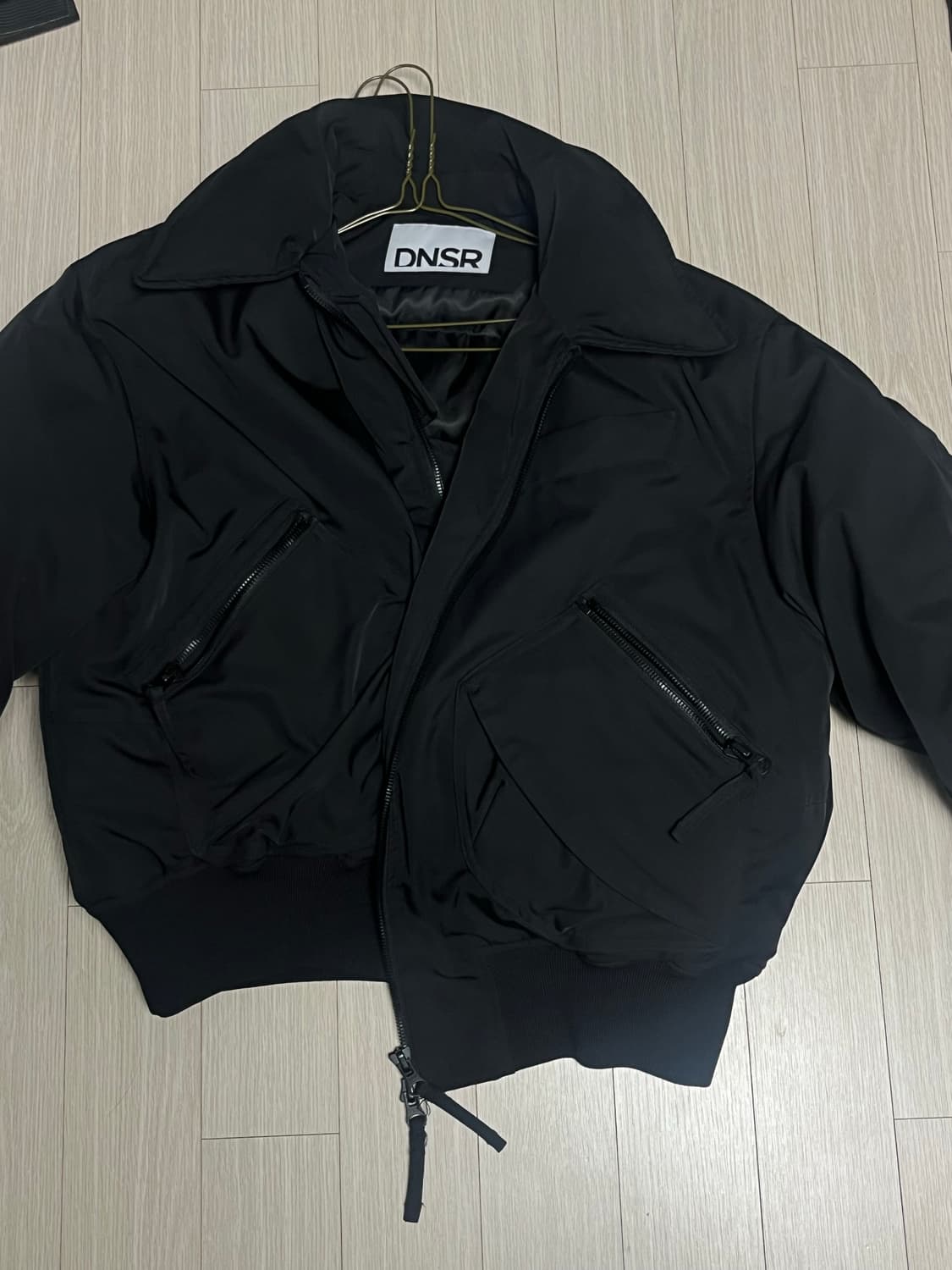 dnsr 플라이트 크롭 덕다운 패딩 점퍼 블랙 상품이미지3