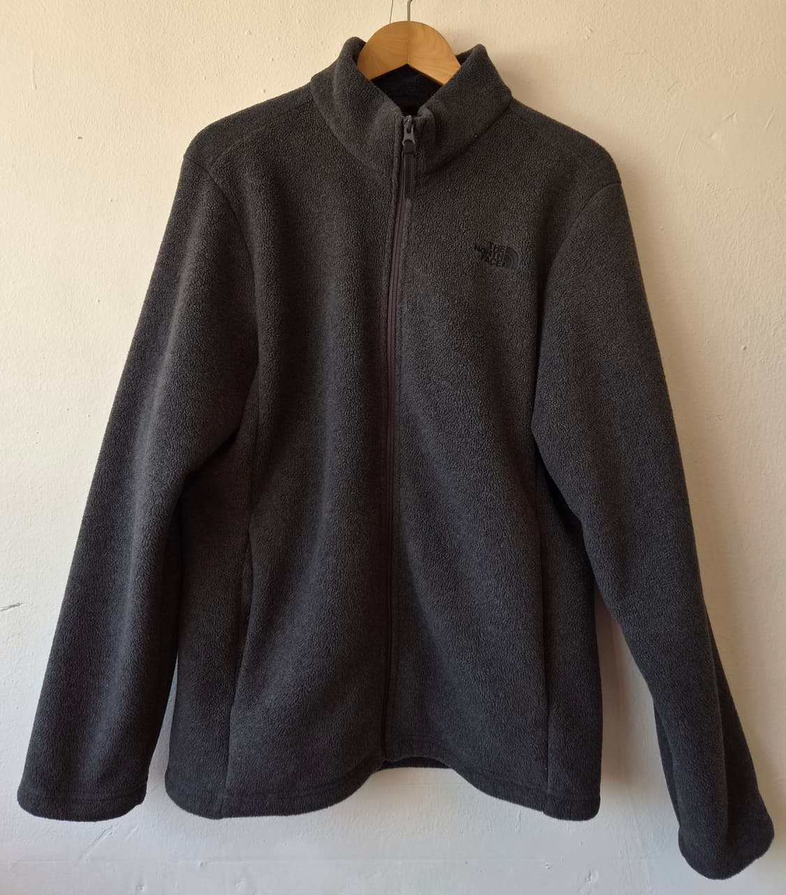 노스페이스 남성 차콜후리스점퍼 상품이미지1