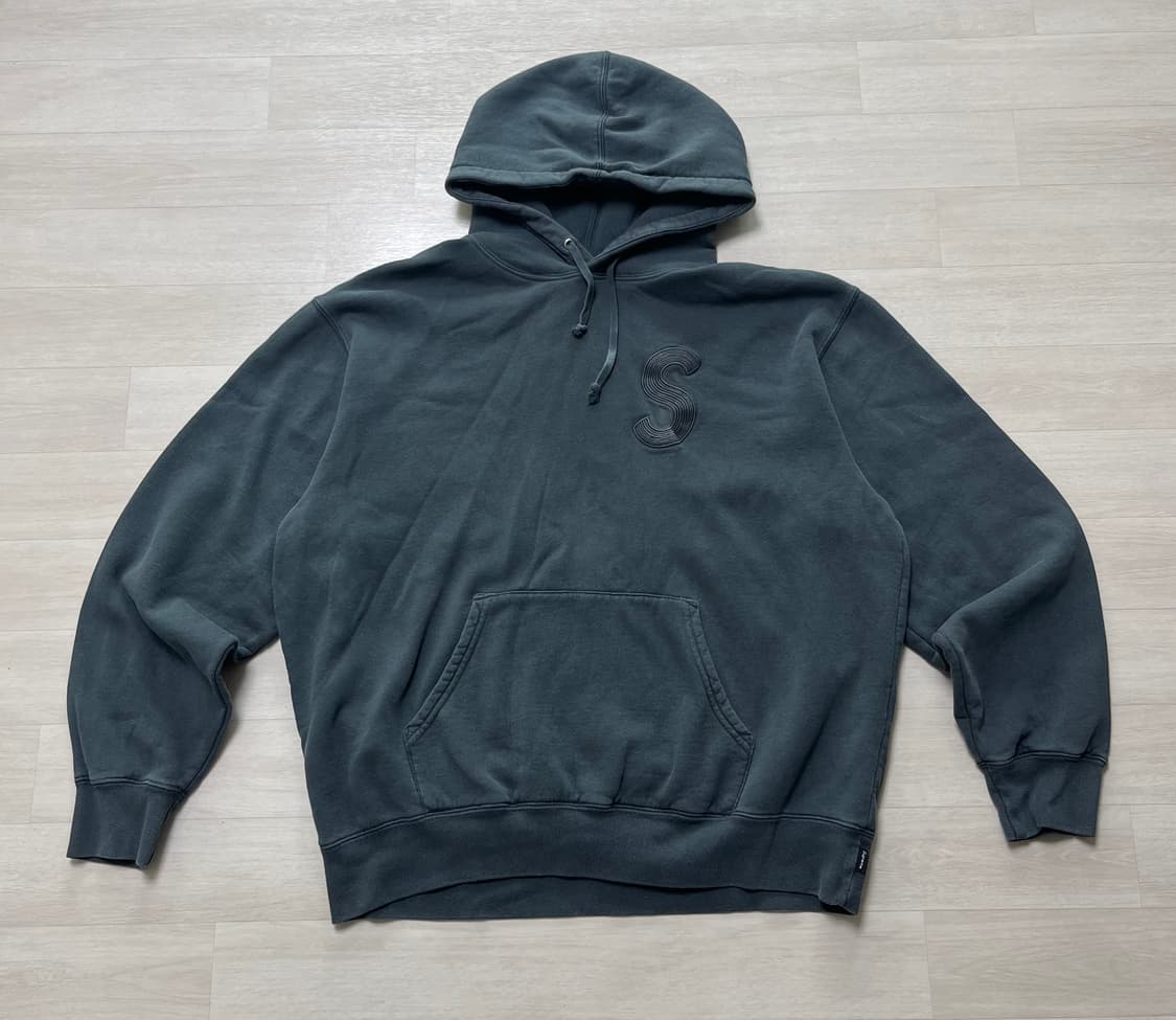 슈프림 23ss 오버다이드 S로고 후디 M 상품이미지2